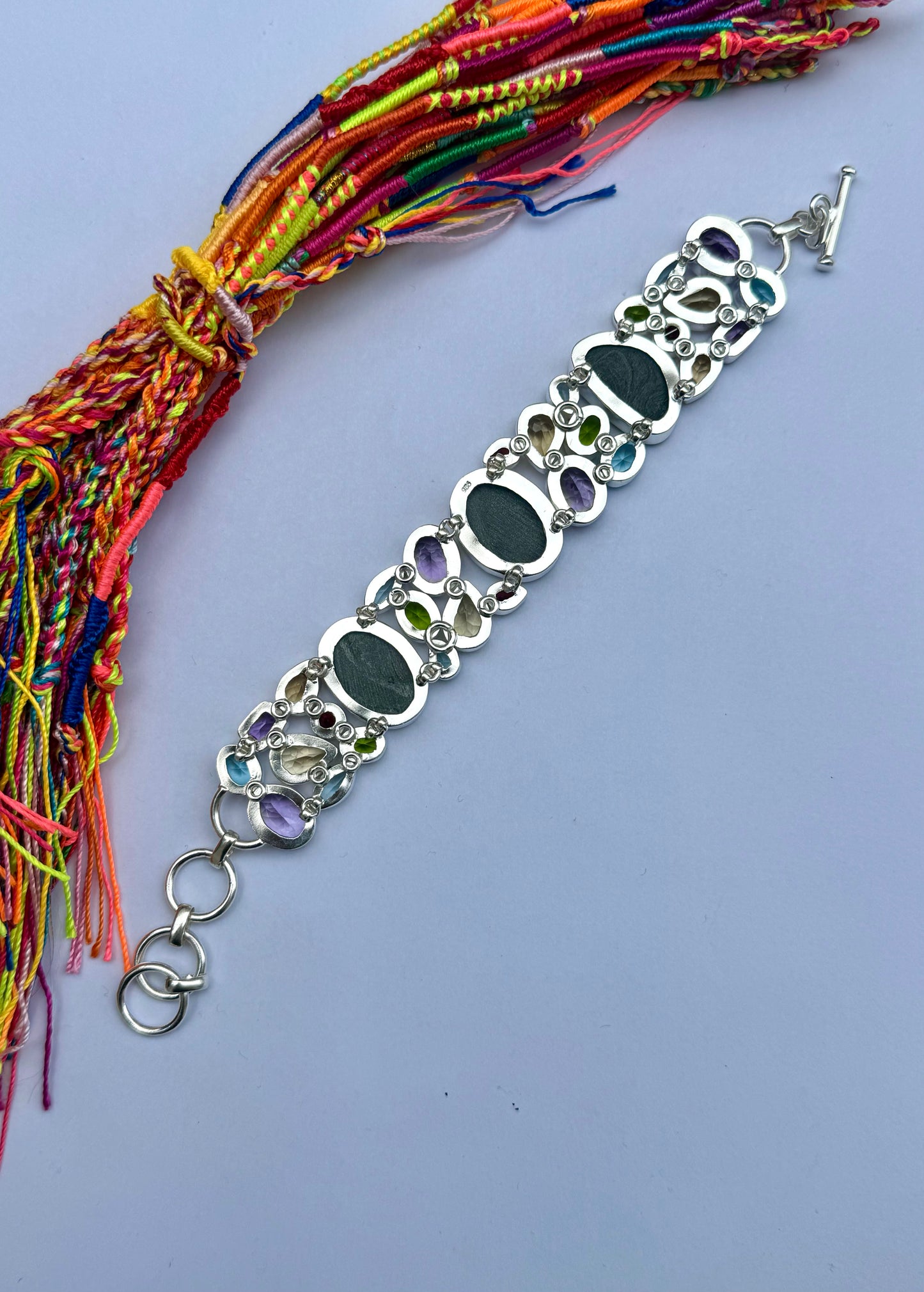 Manschettenarmband aus 925er Silber mit Perlmutt - Halbedelsteinen