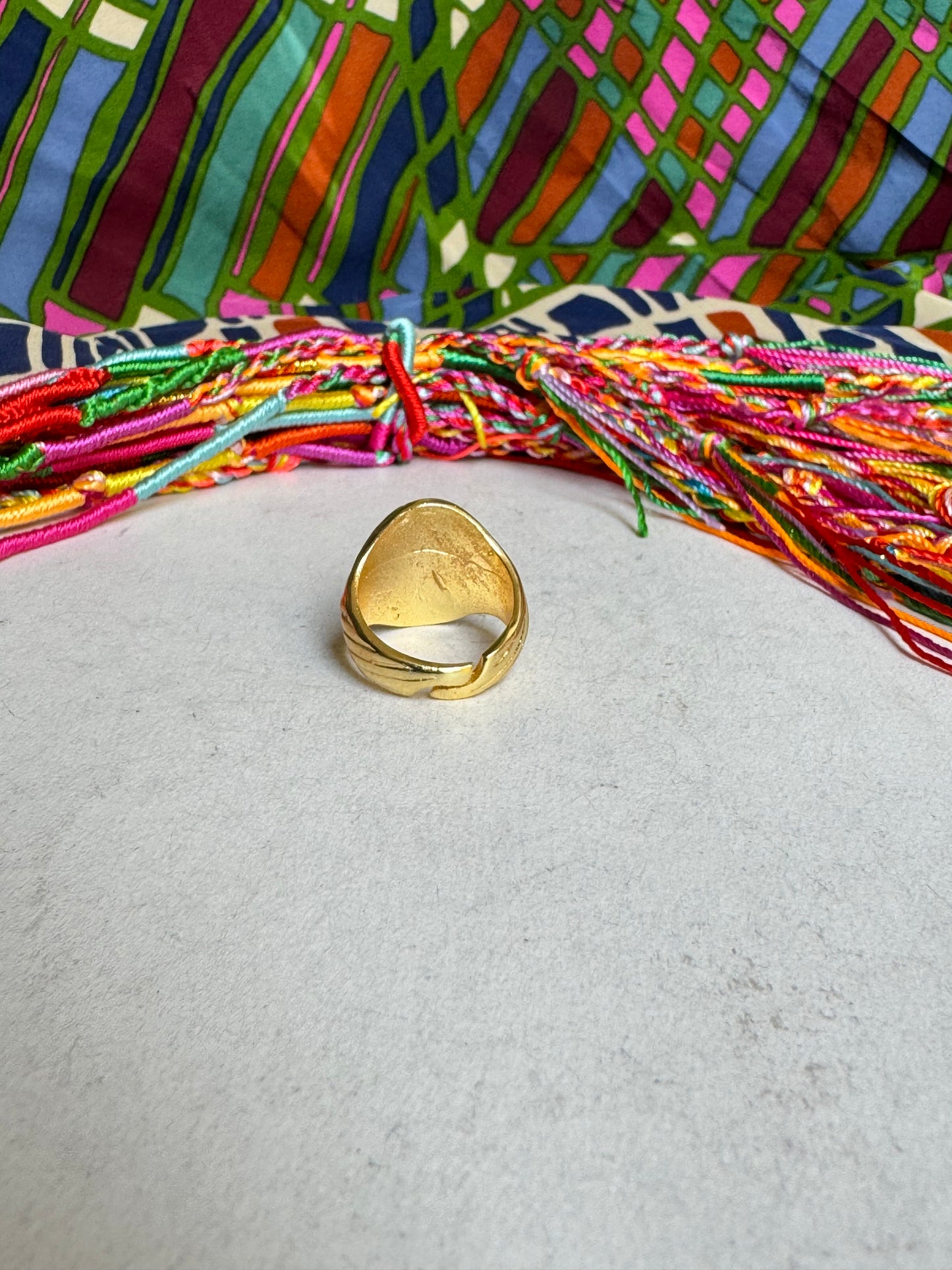 Golden ring colored bands