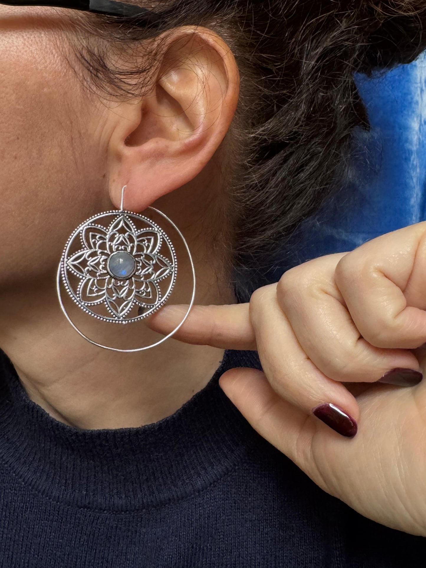 Orecchini boho argentato pietra di luna