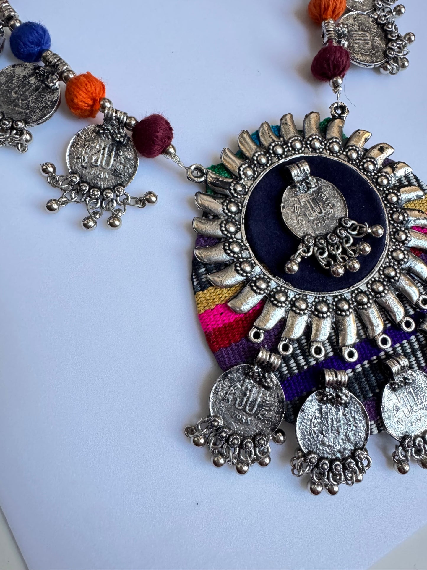 Traditionelle indische Halskette