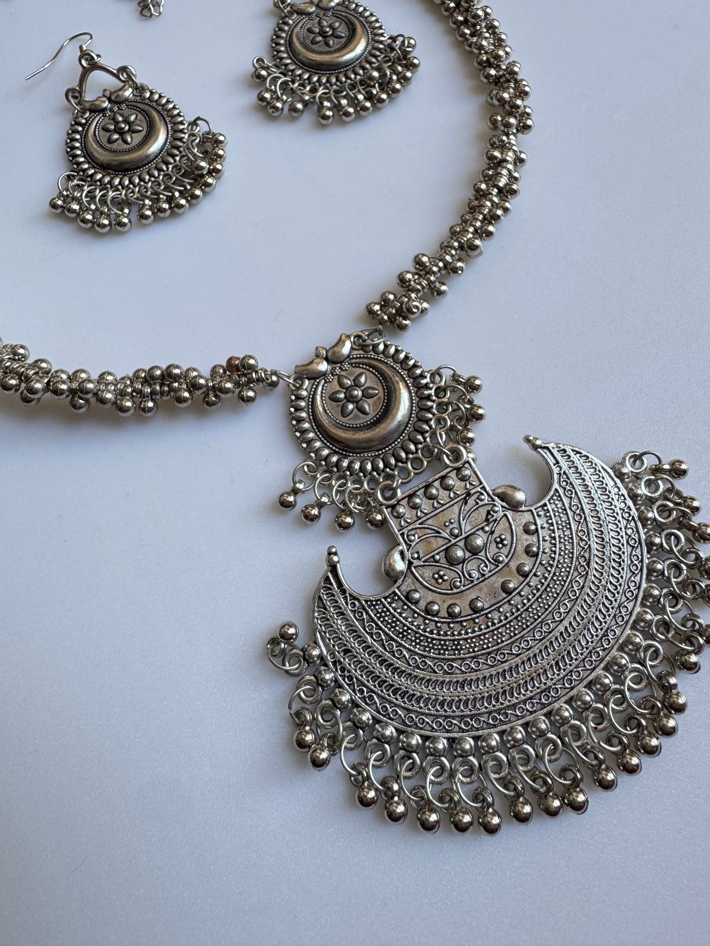 Traditionelles indisches Schmuckset