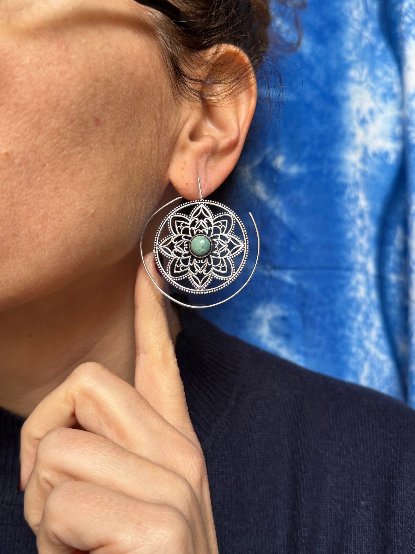 Orecchini boho argentato spirale amazzonite