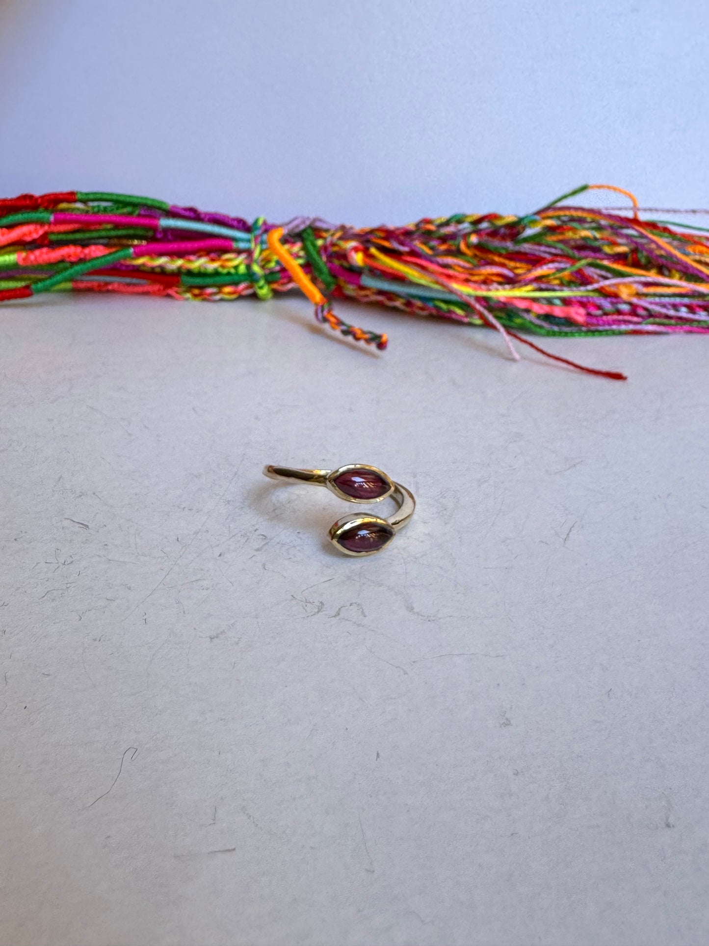 Anello boho dorato rosso