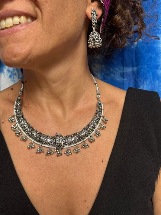 Traditionelles indisches Schmuckset