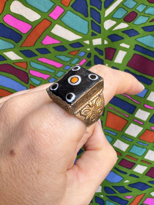 Antiker Vintage Bemalter Keramik Ring