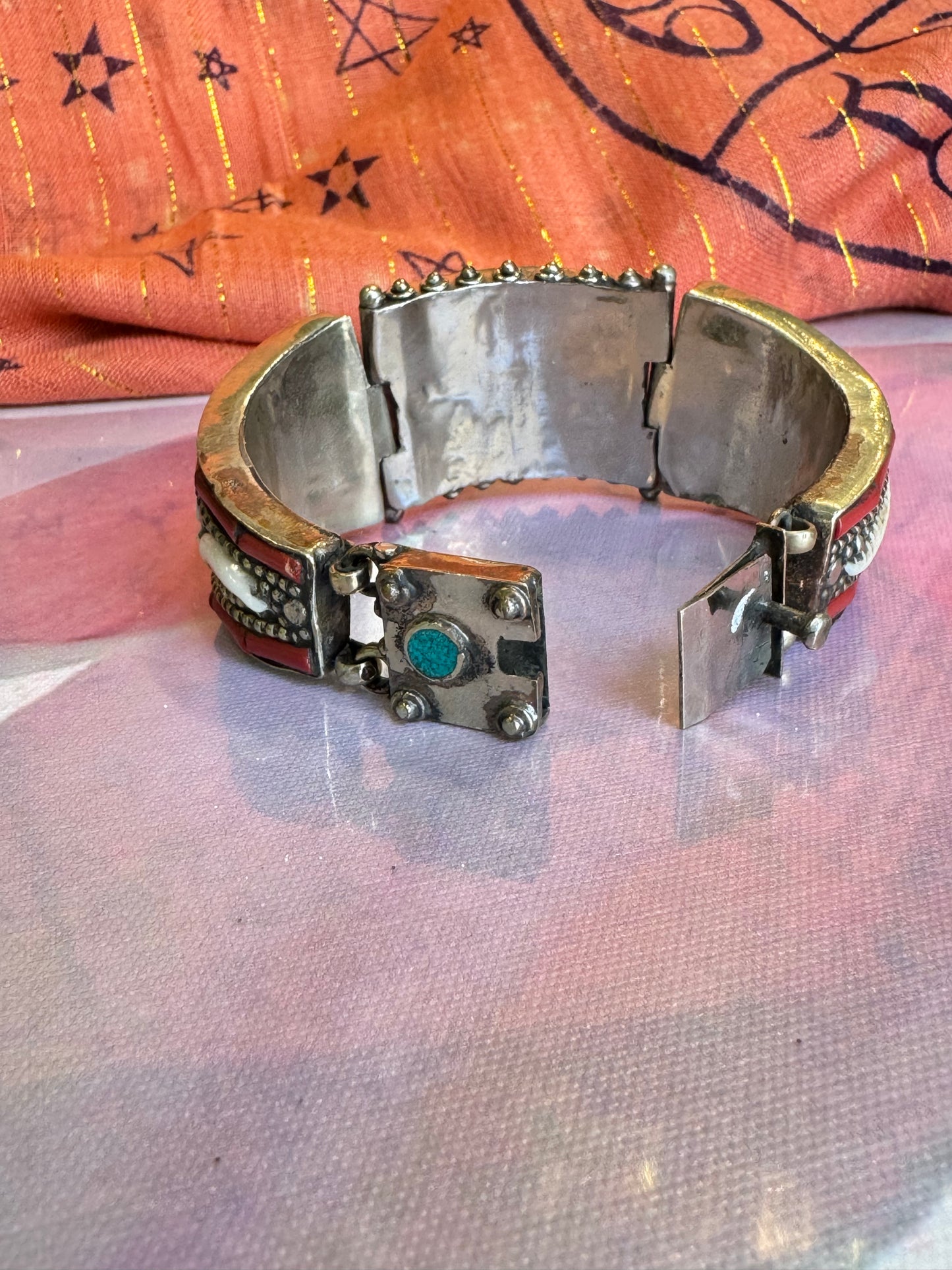 Vintage Orange Shell Nepalese Bangle Bracelet