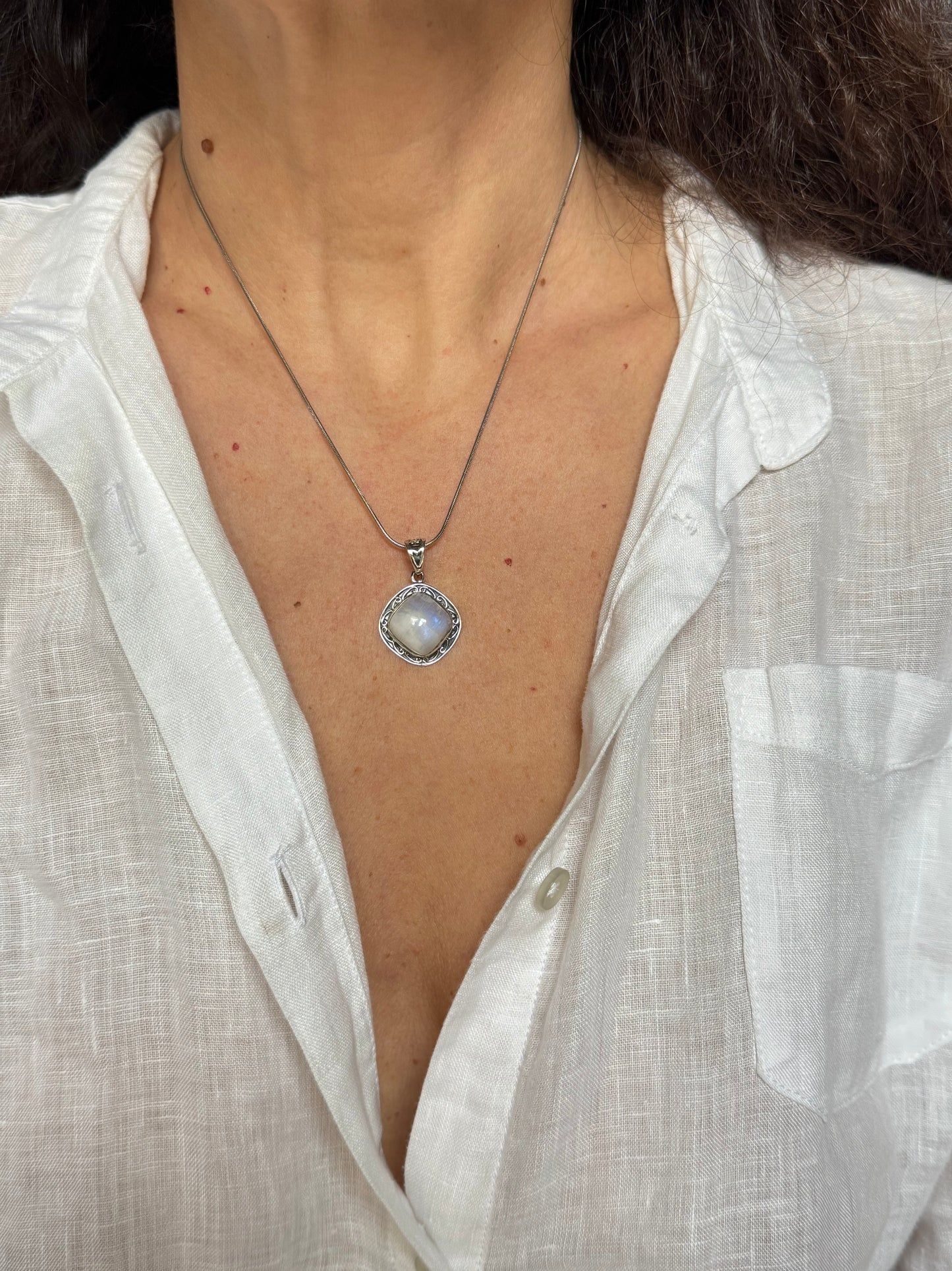 Ciondolo argento 925 pietra di luna arcobaleno V18