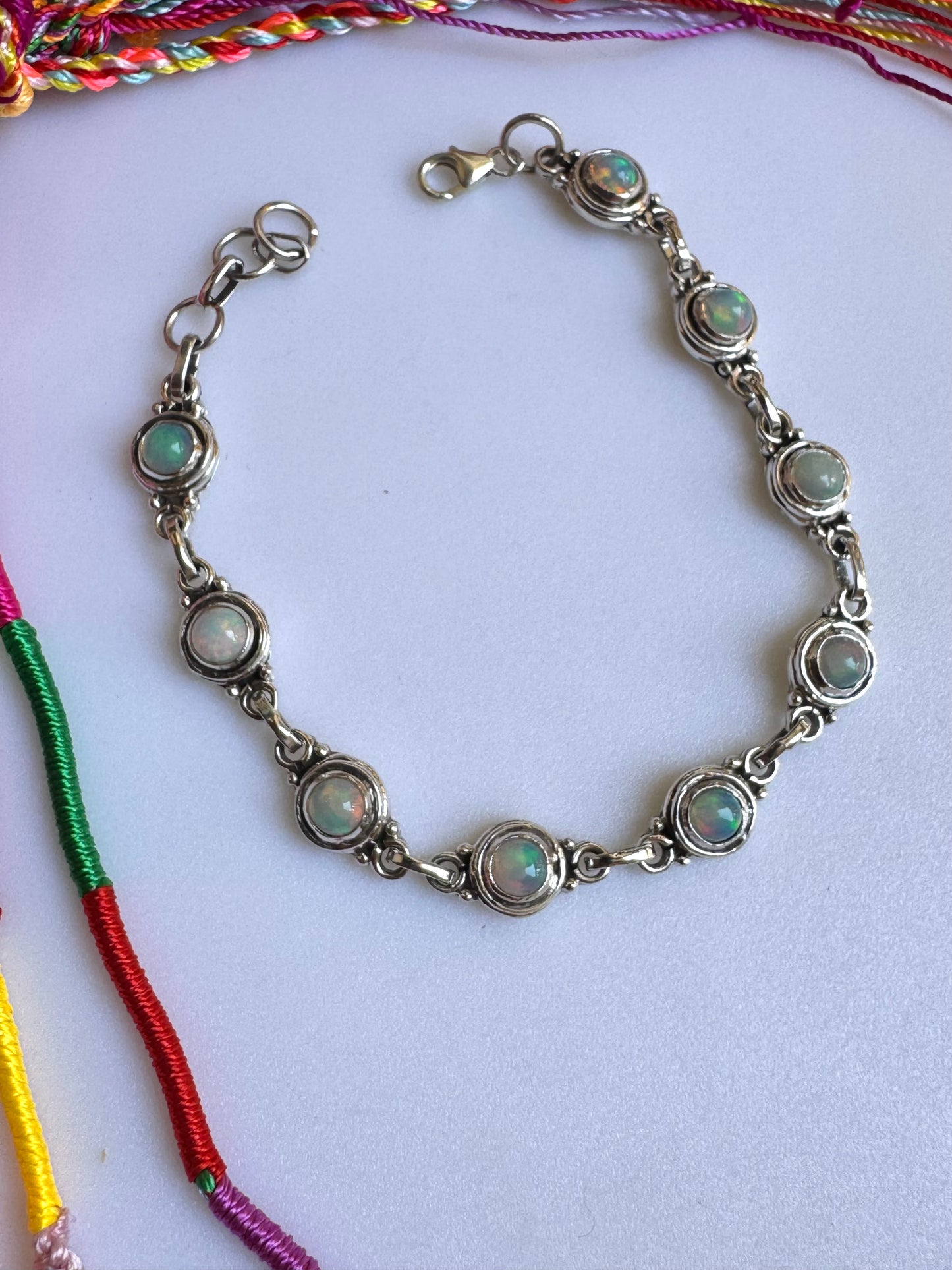 925 Silber Armband mit weißem Opal B51