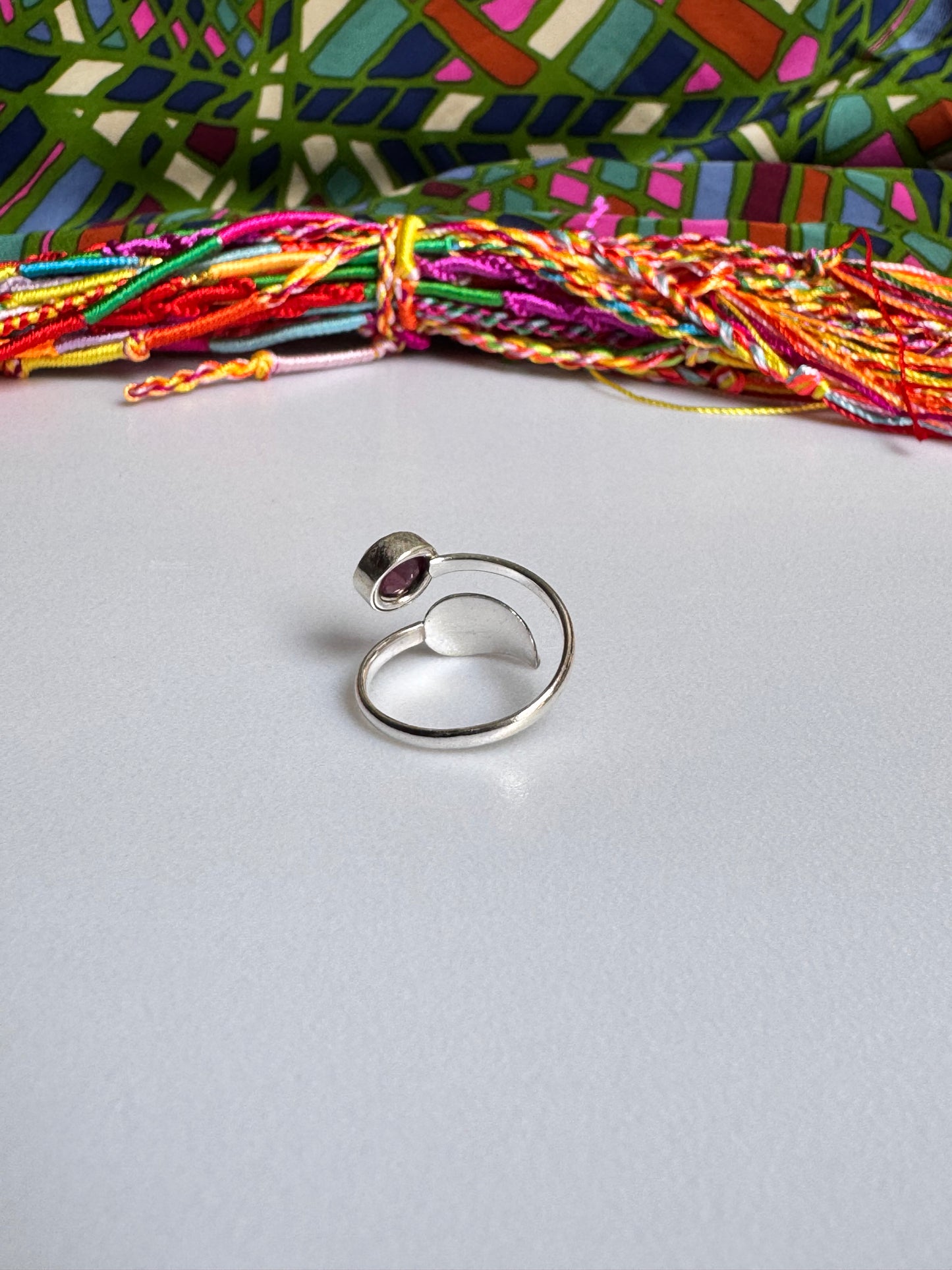 925 Silberring mit verstellbarer Rubinwurzel Größe 17- F14