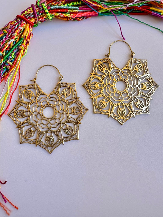 Orecchini boho dorati cerchi mandala