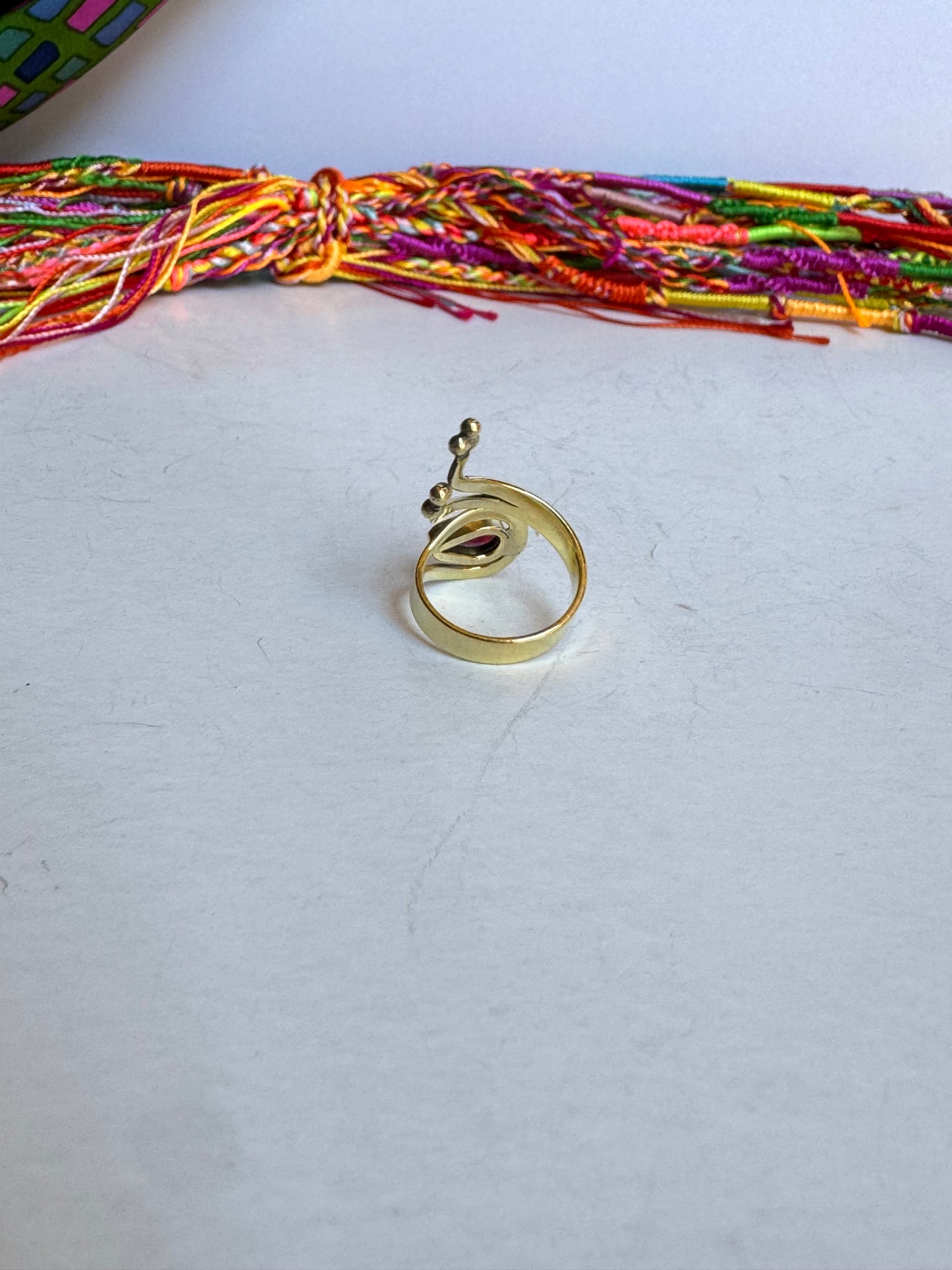Anello boho dorato rosso