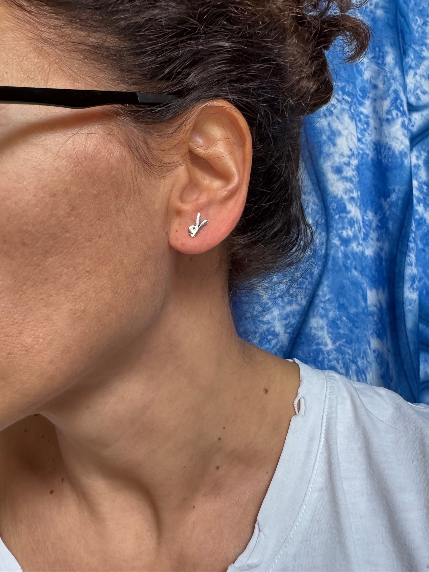 925 silver bunny single lobe earring