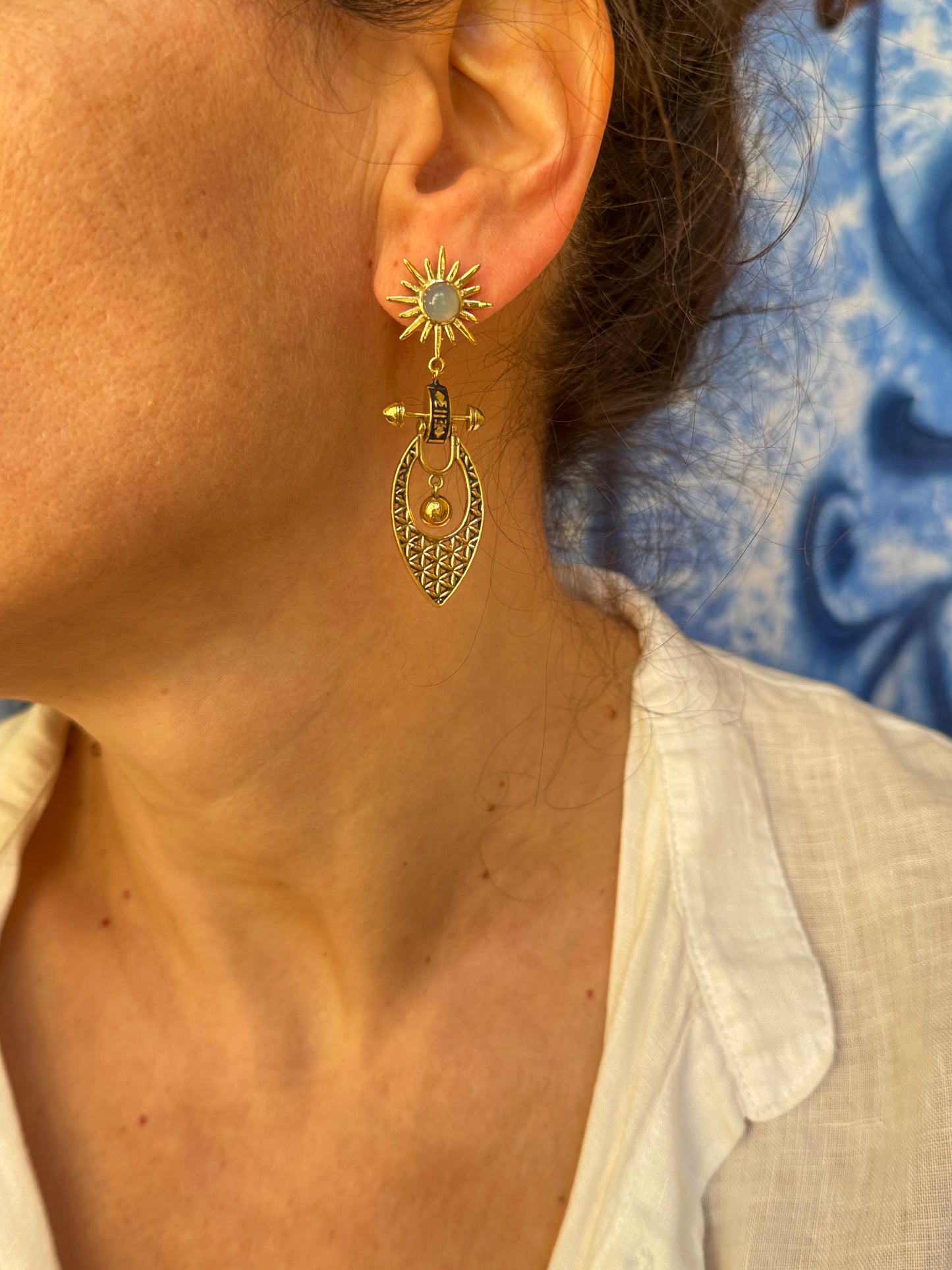 Orecchini boho dorato sole celeste