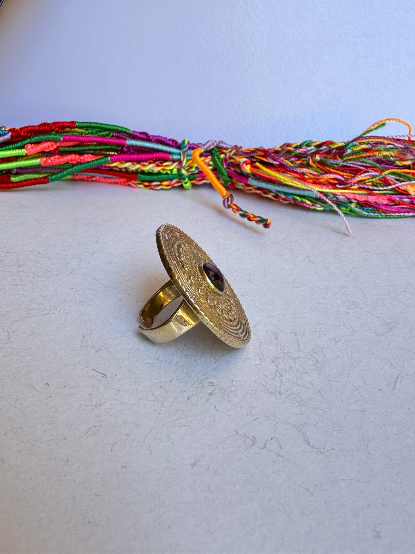 Anello boho dorato rosso