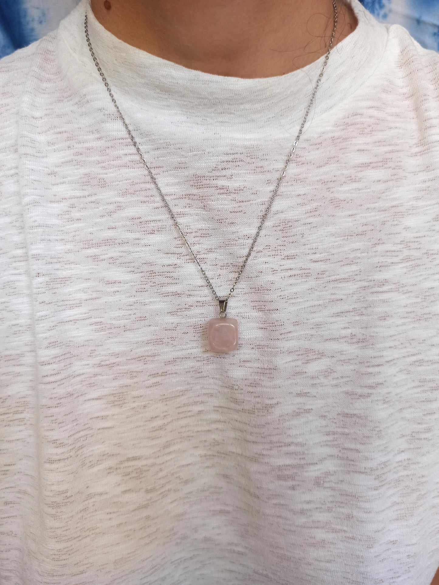 Tumbled rose quartz pendant pendant