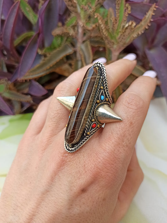 Antiker Vintage-Ring aus braun gestreiftem Achat