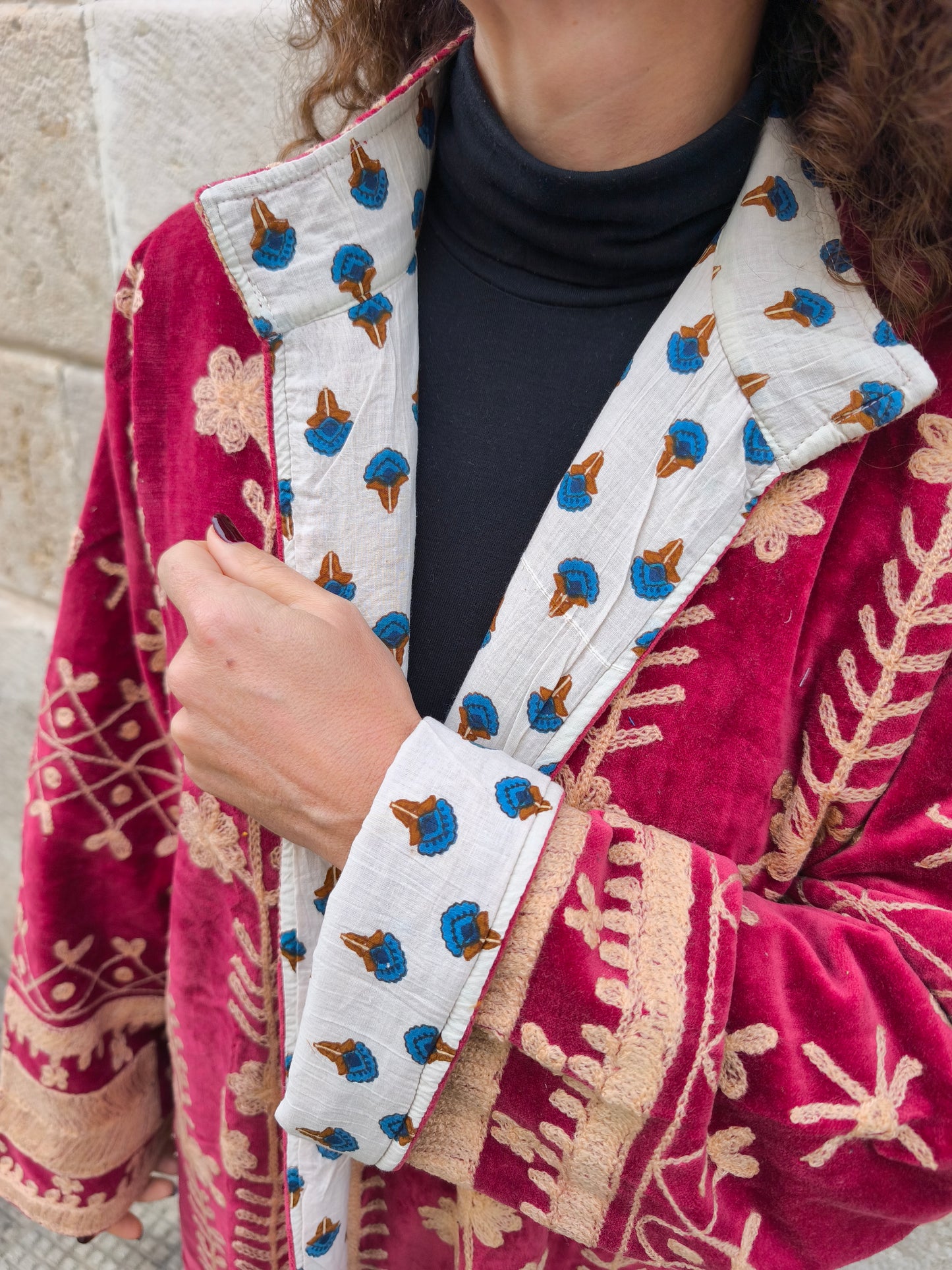 Lange Samt-Suzani-Jacke Indien 26