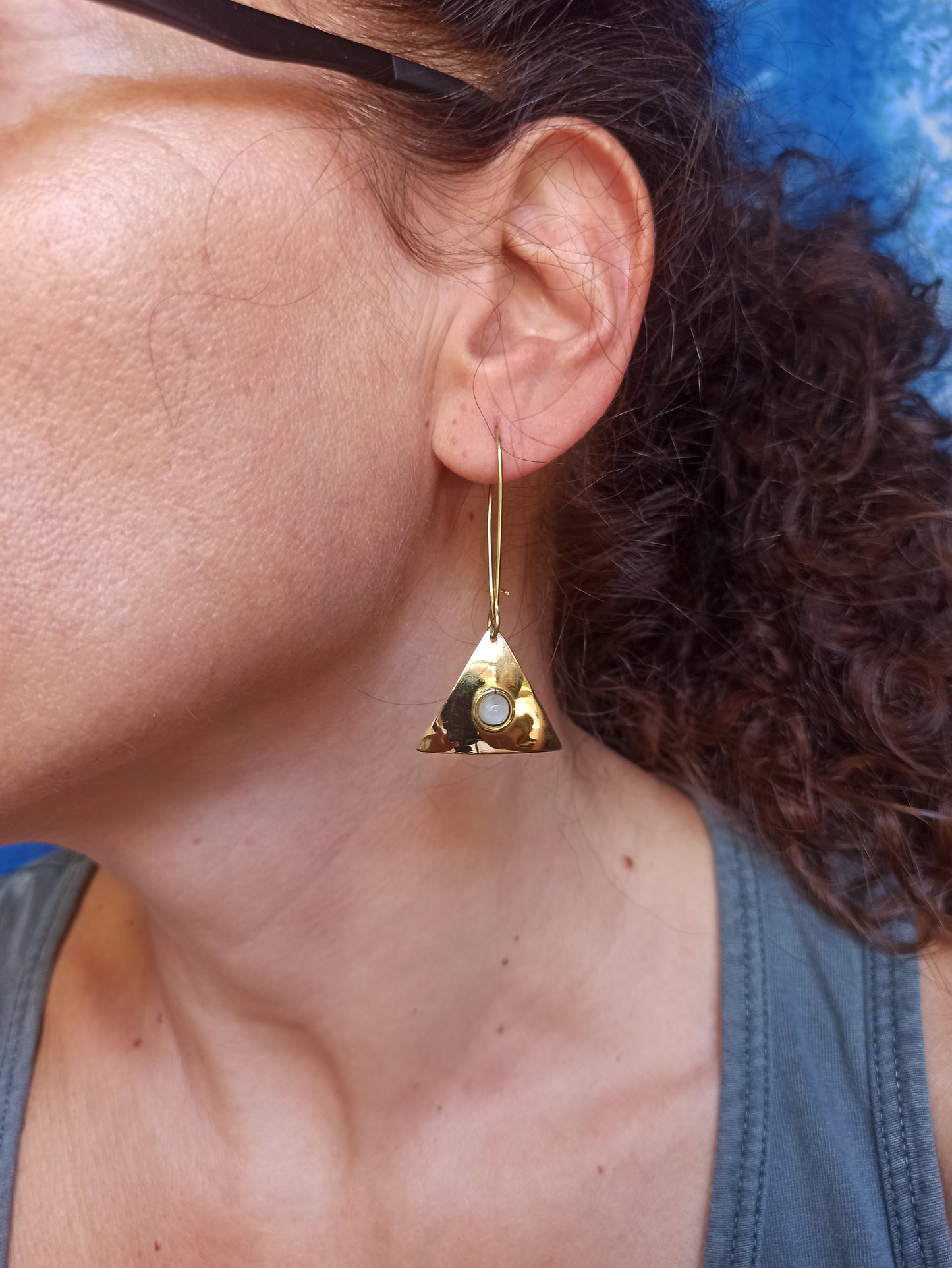 Orecchini boho dorato pietra di luna