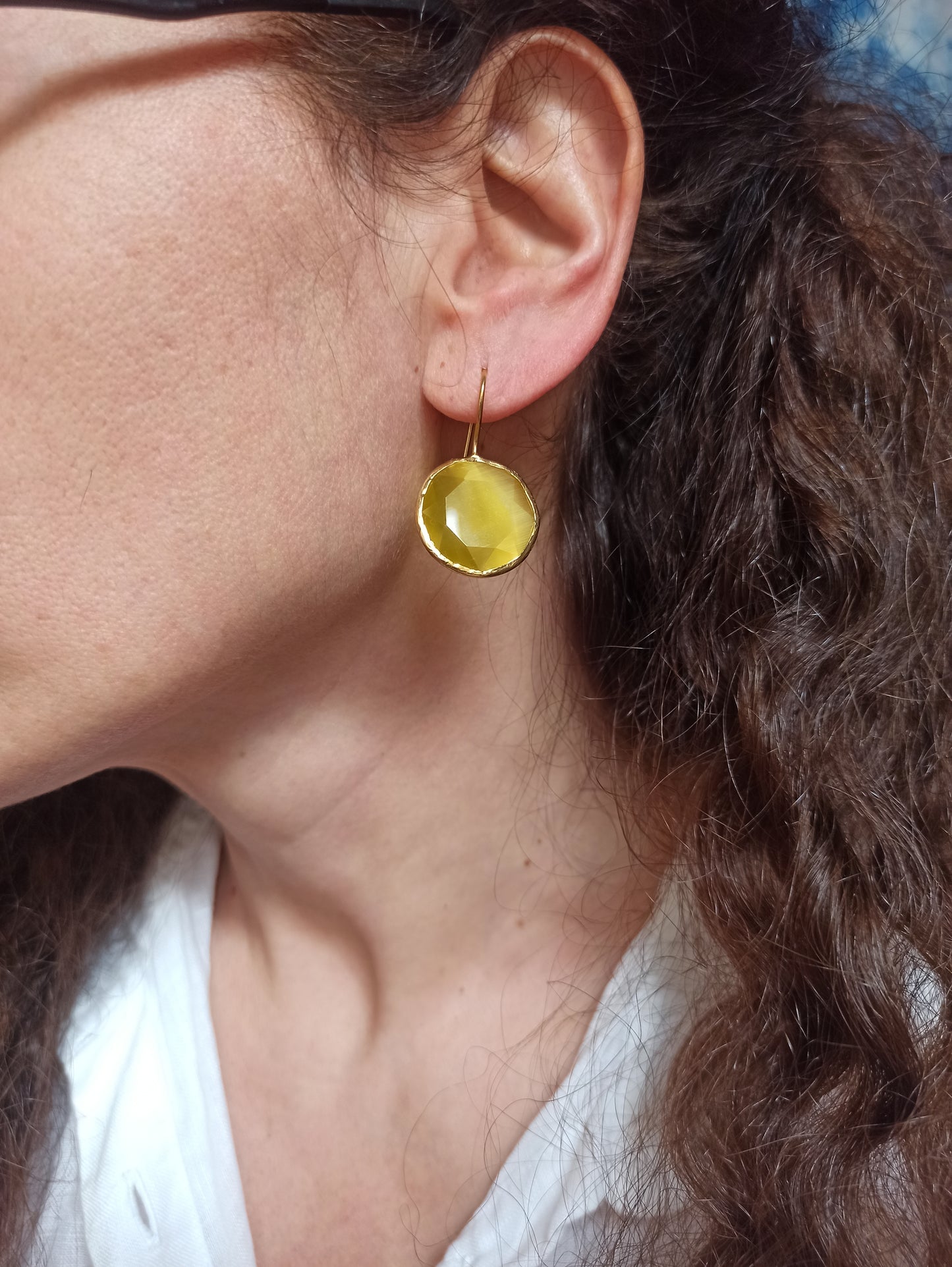 Yellow round stone earrings