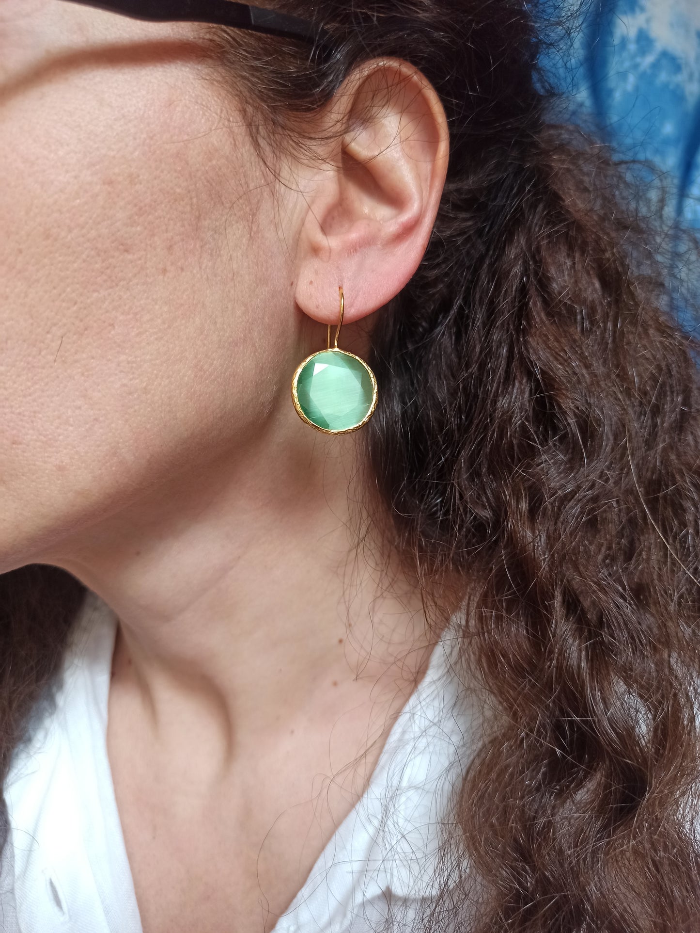 Light green round stone earrings