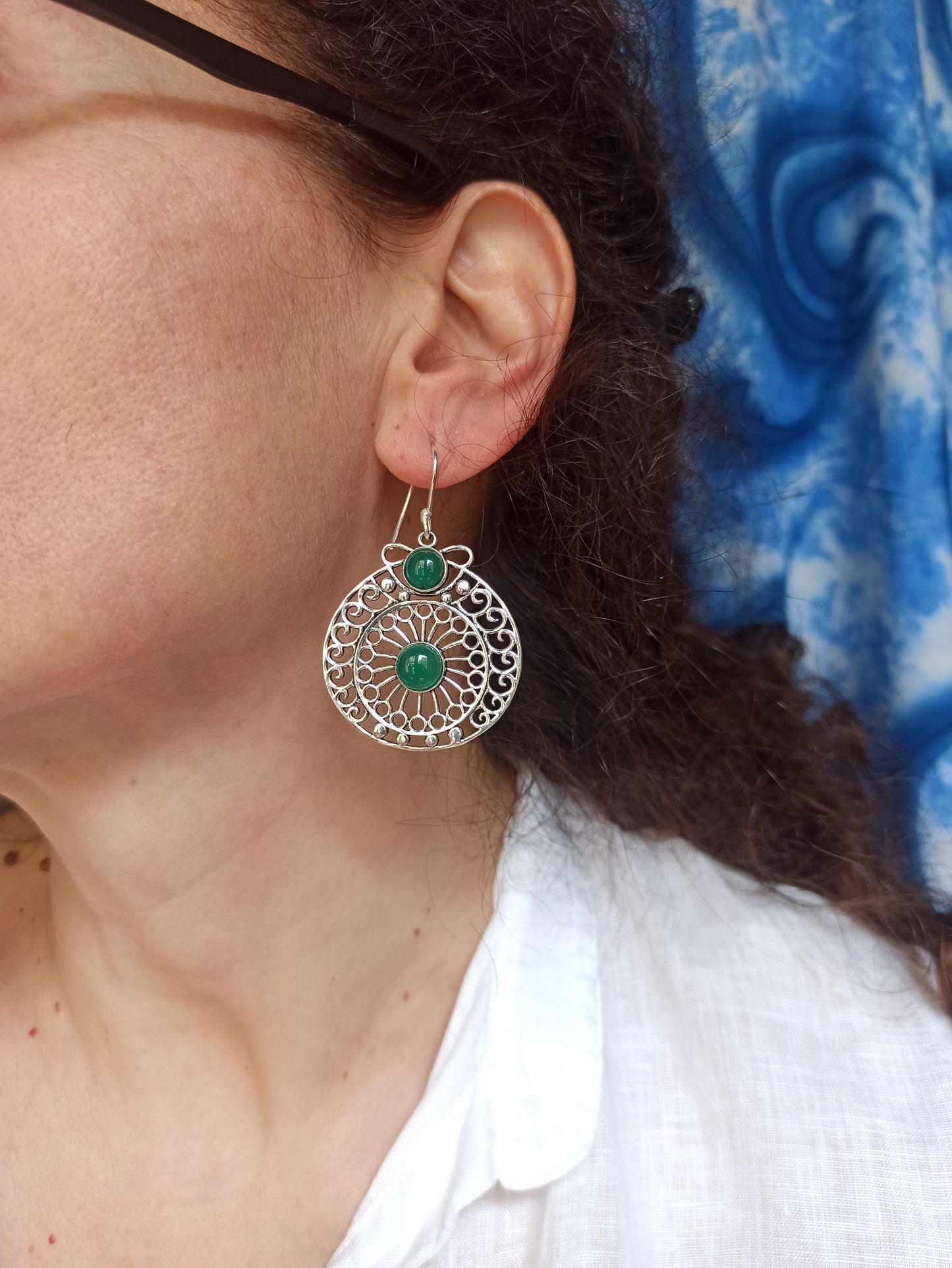 Orecchini boho argentato verde