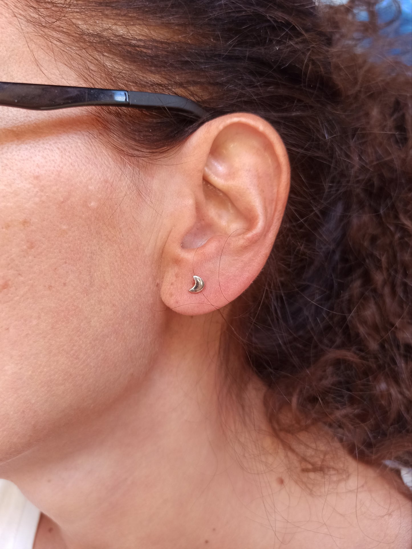 Single lobe earring in 925 silver moon