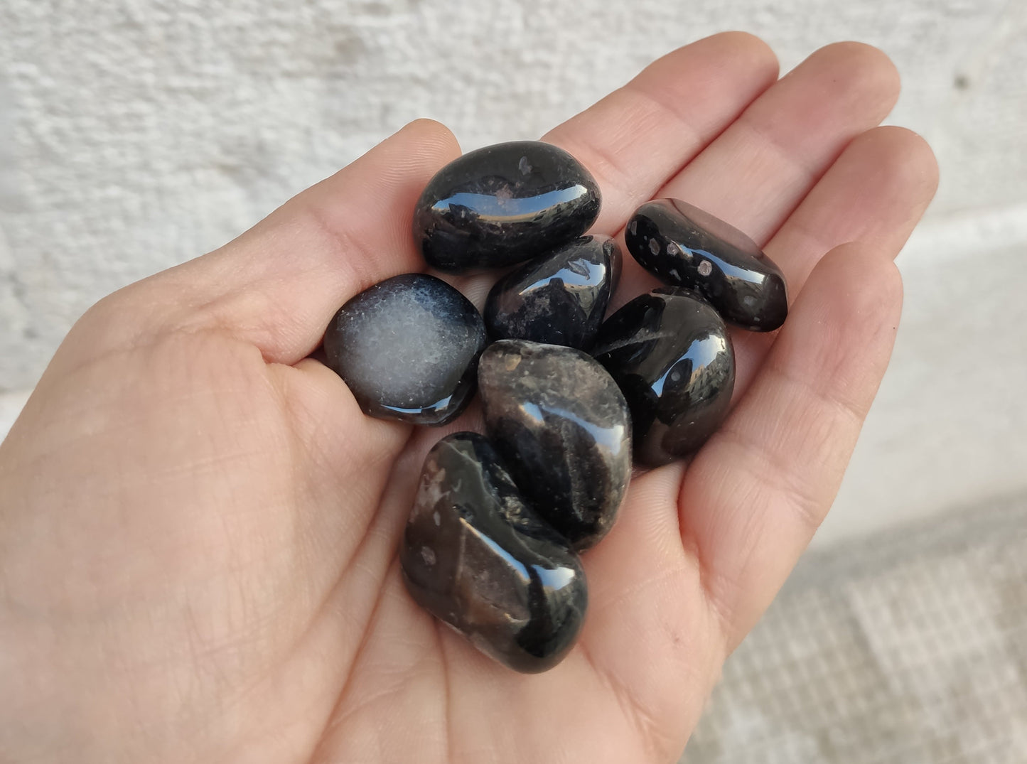 Onice Nero pietra dura burattata minerale singola