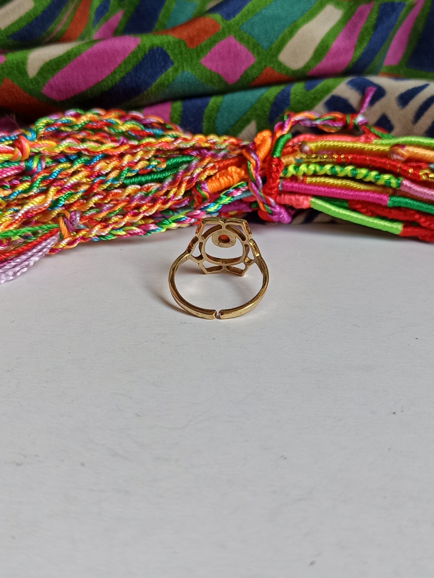 Goldener Boho-Ring zweites Sakralchakra Svadhisthana