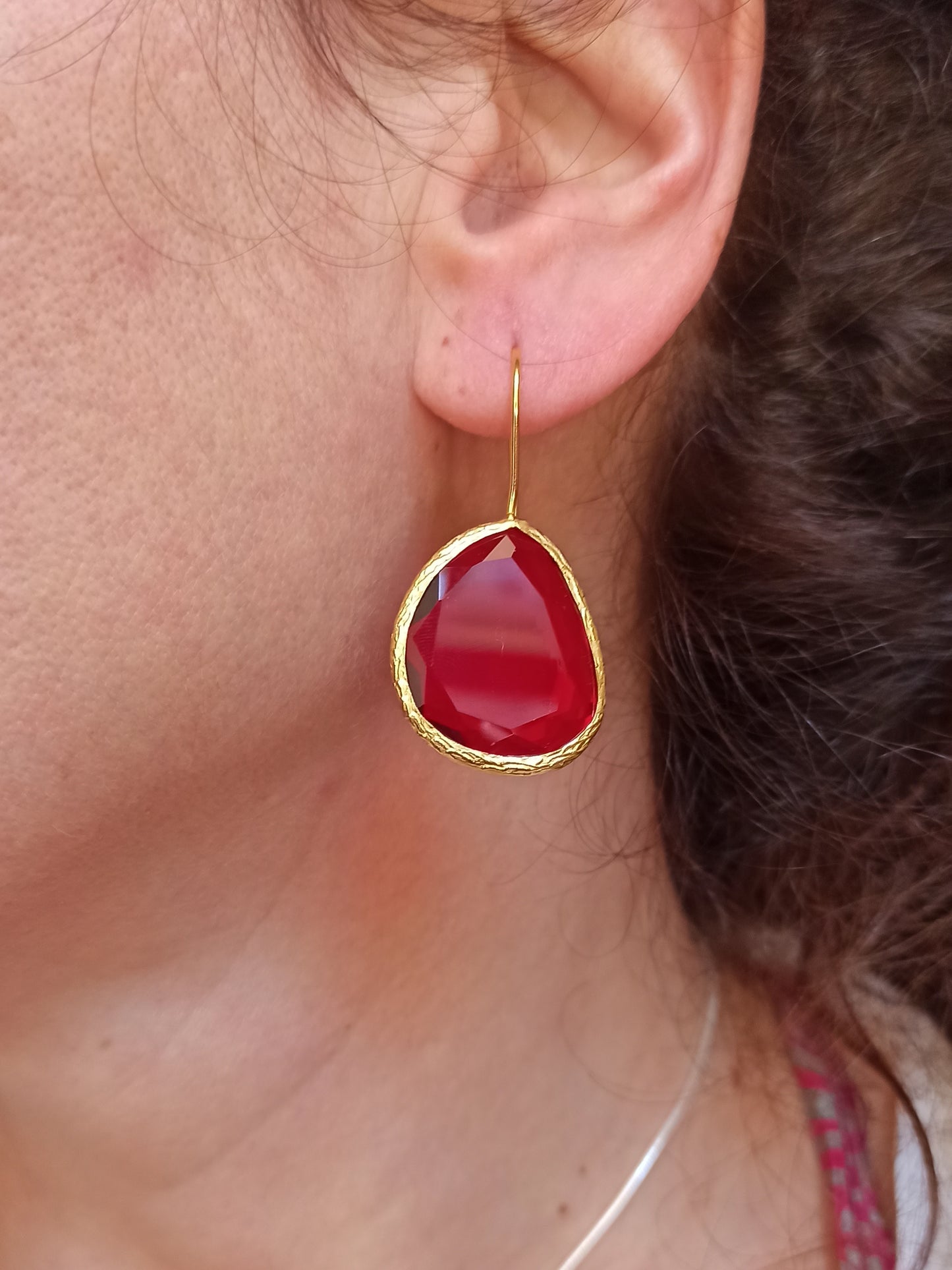 Red drop stone earrings
