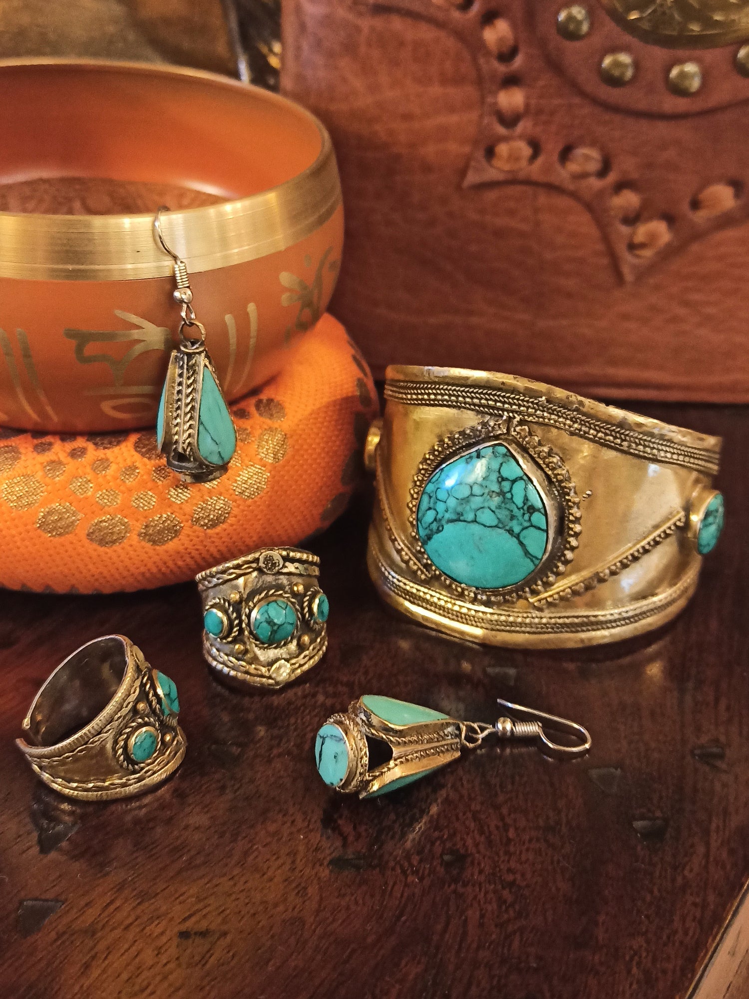 ANTIQUE JEWELRY