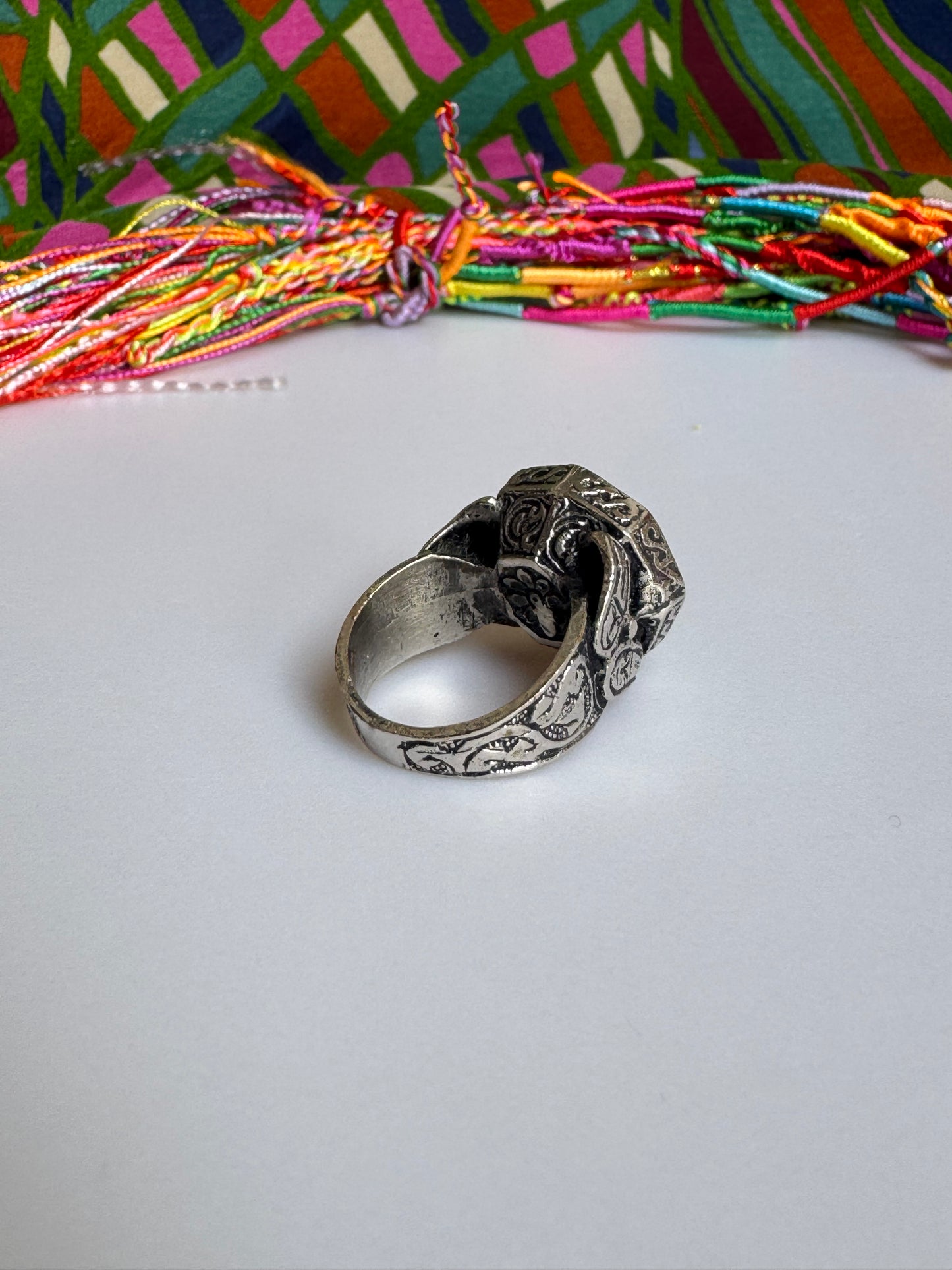 Antique vintage agate stone ring