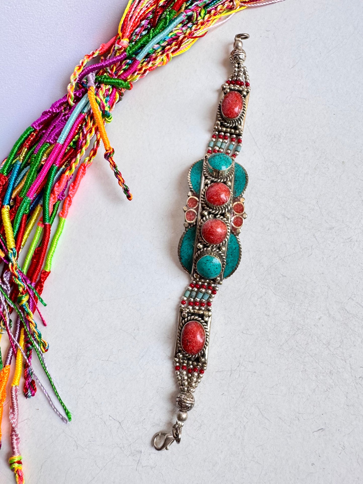 Bracciale nepalese