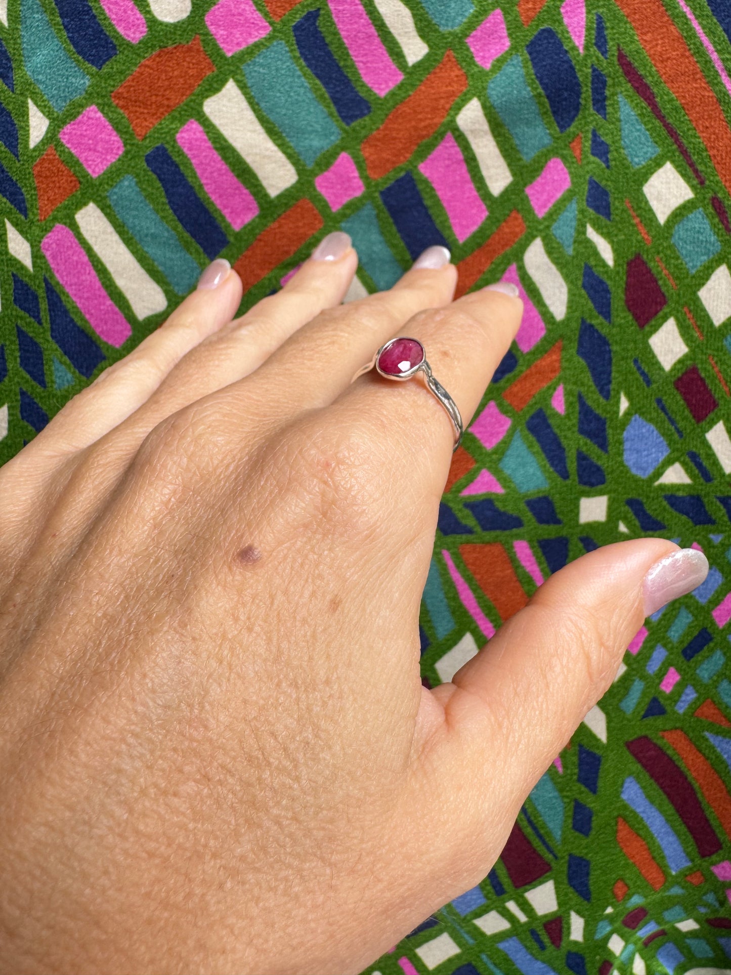 925 silver ring with ruby ​​root, size 17 - 29AM