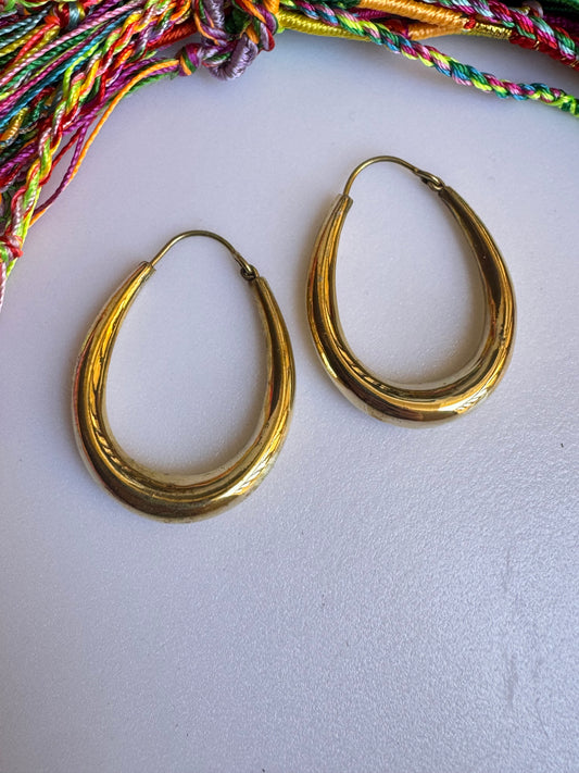 Doppelte ovale goldene Boho-Ohrringe