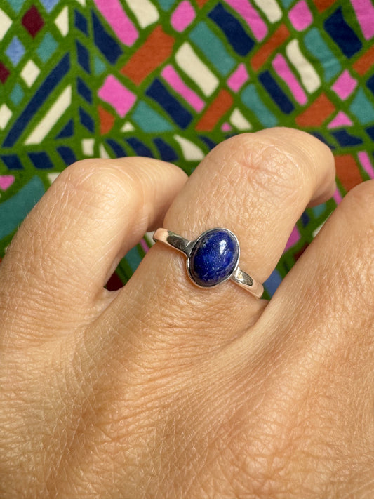 925 silver lapis lazuli ring size 11- G18