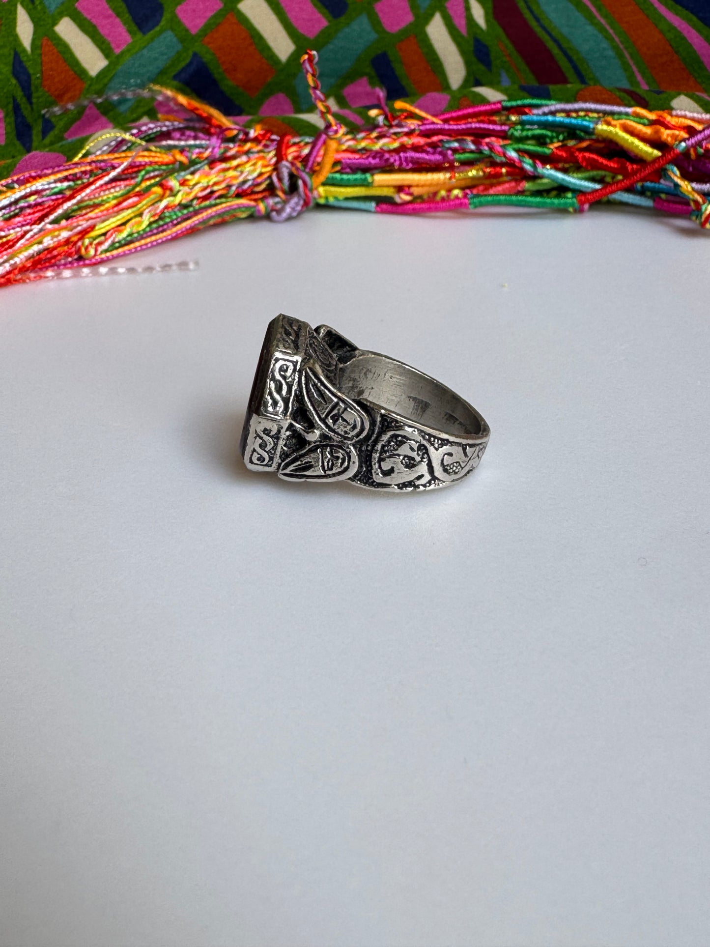 Antique vintage agate stone ring