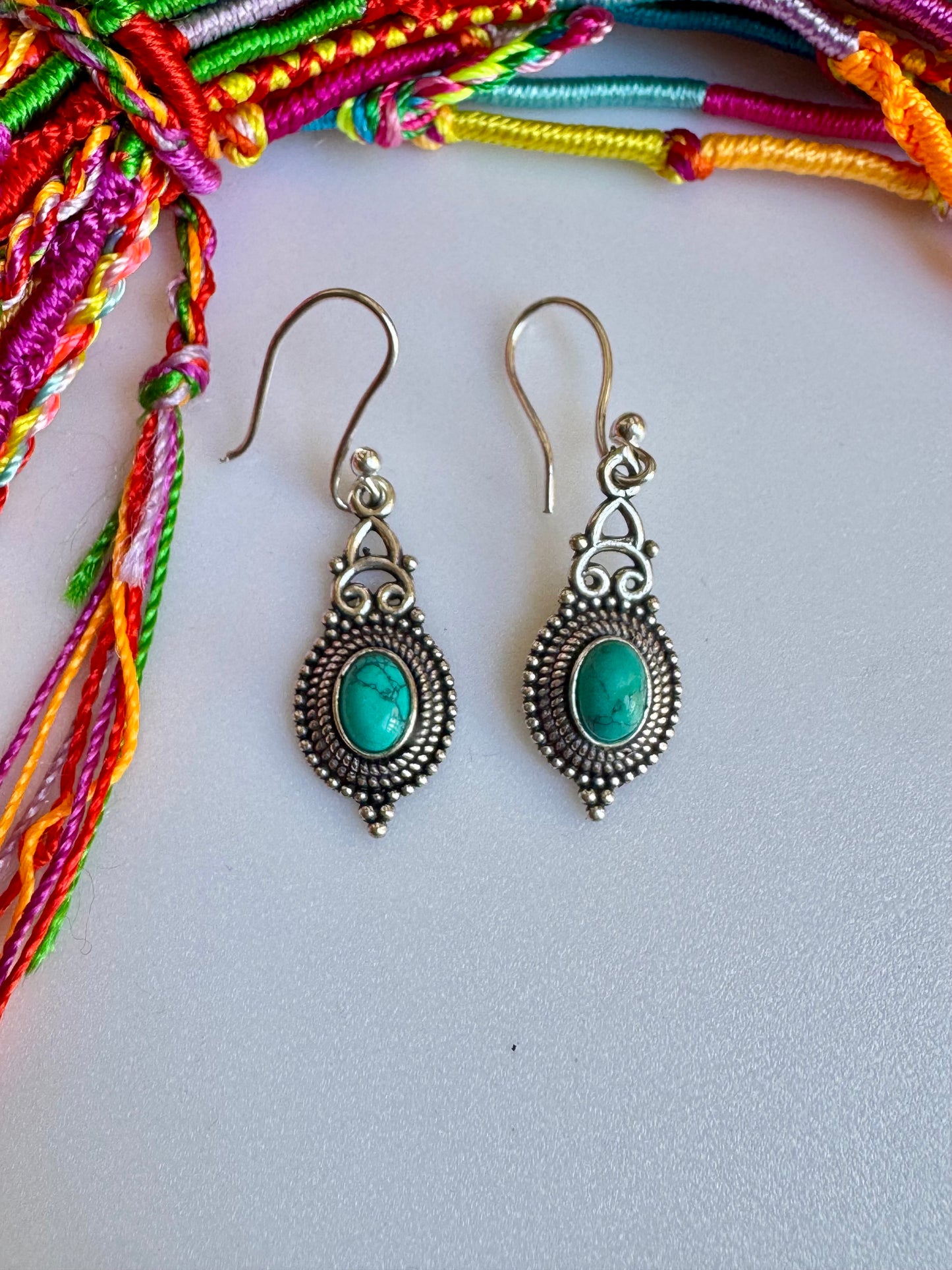 Orecchini boho argentato turchese V2
