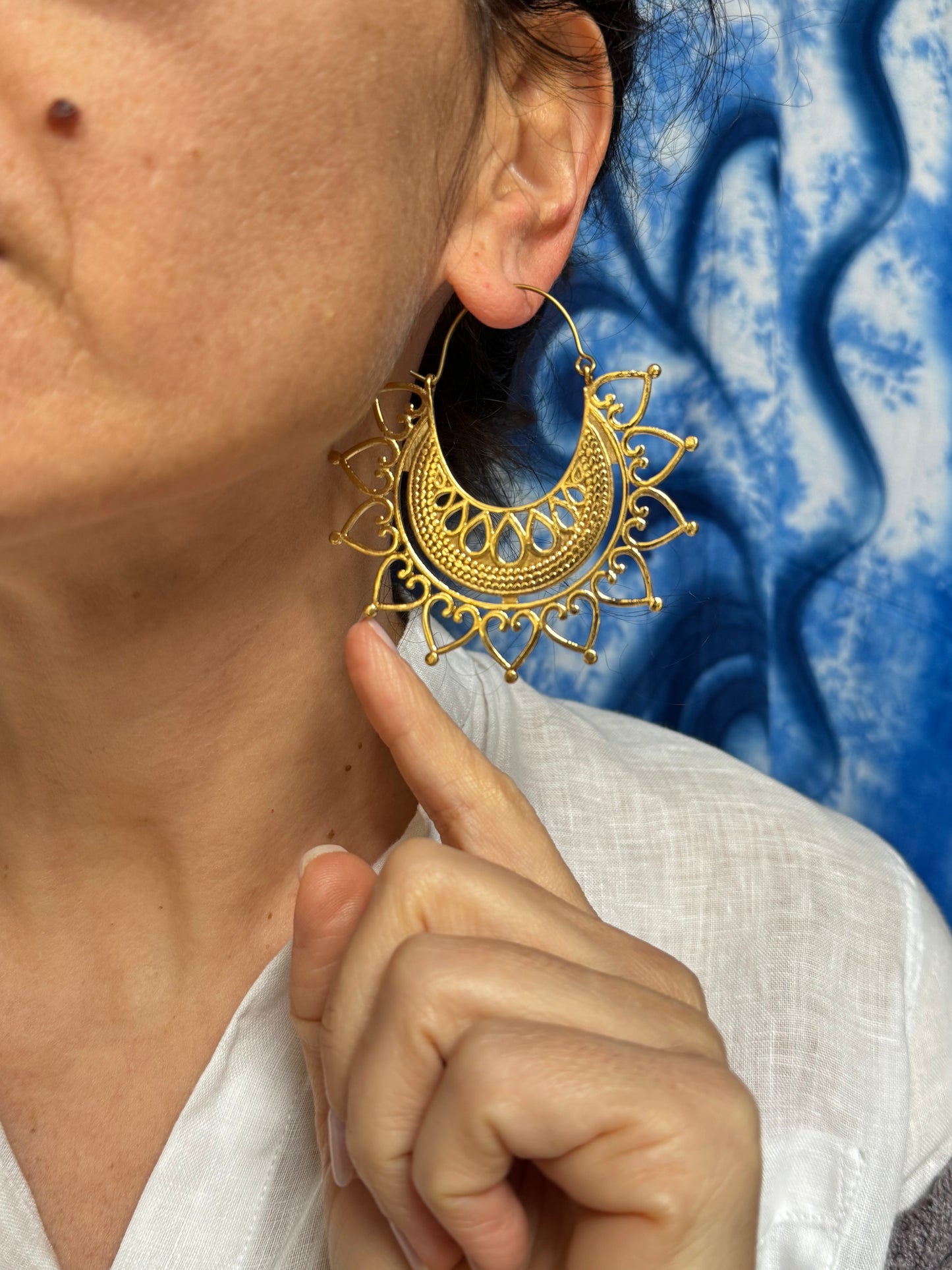 Orecchini boho dorati cerchi cuori