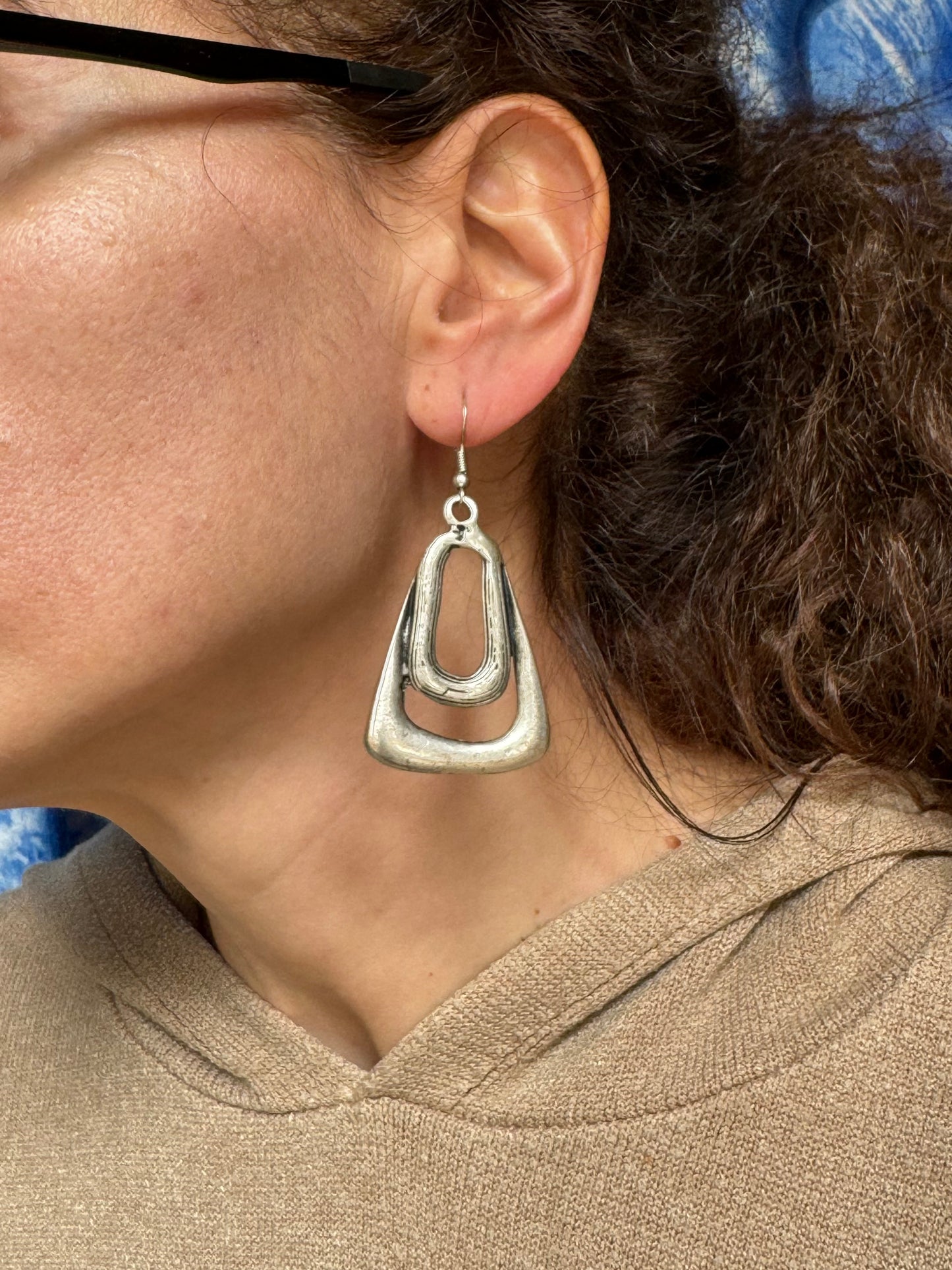 Zamak triangle earrings