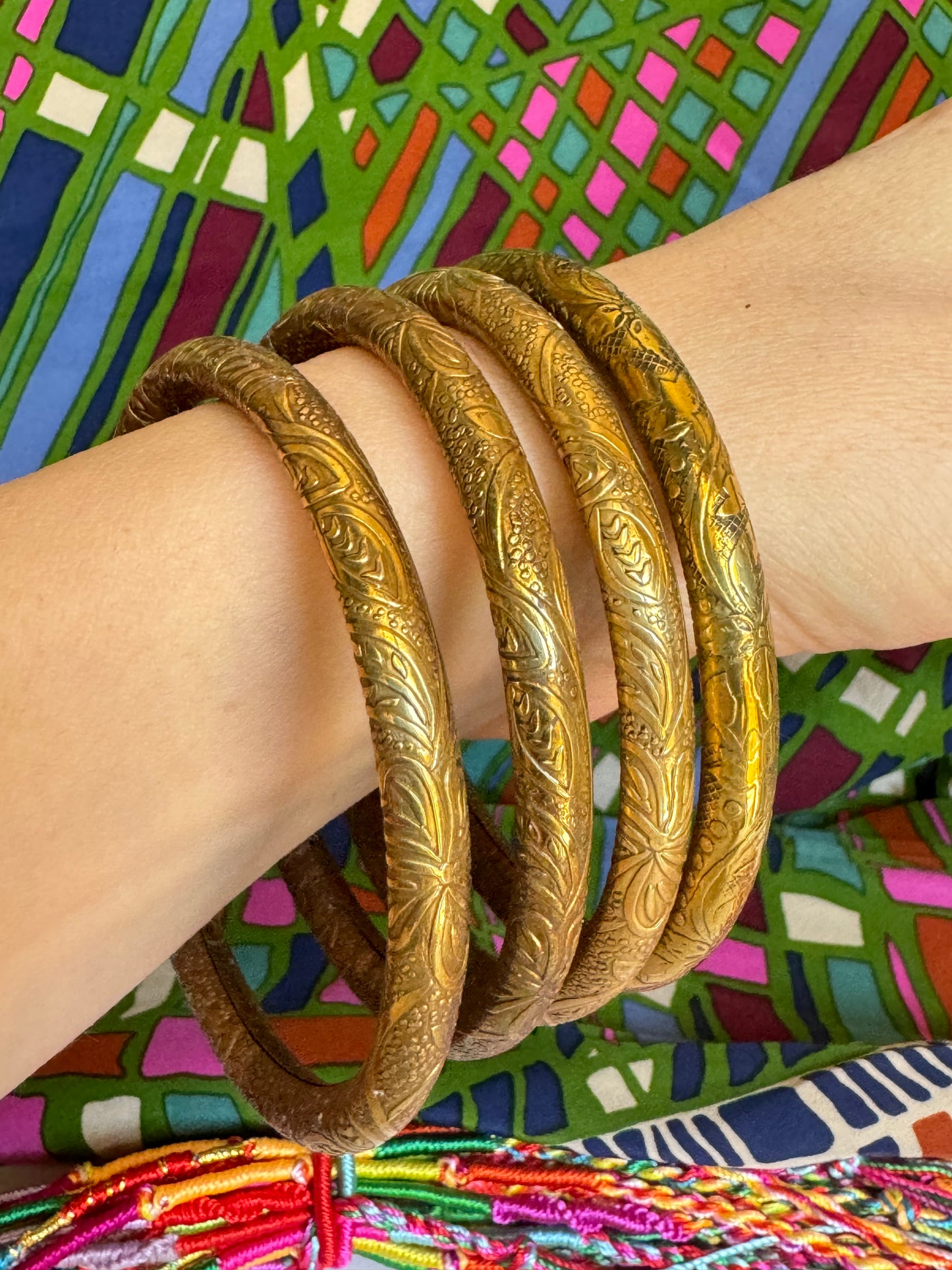 4 piece golden bangle bracelet