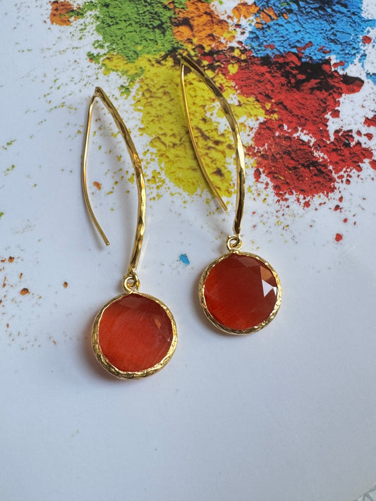 Lange orange Ohrringe