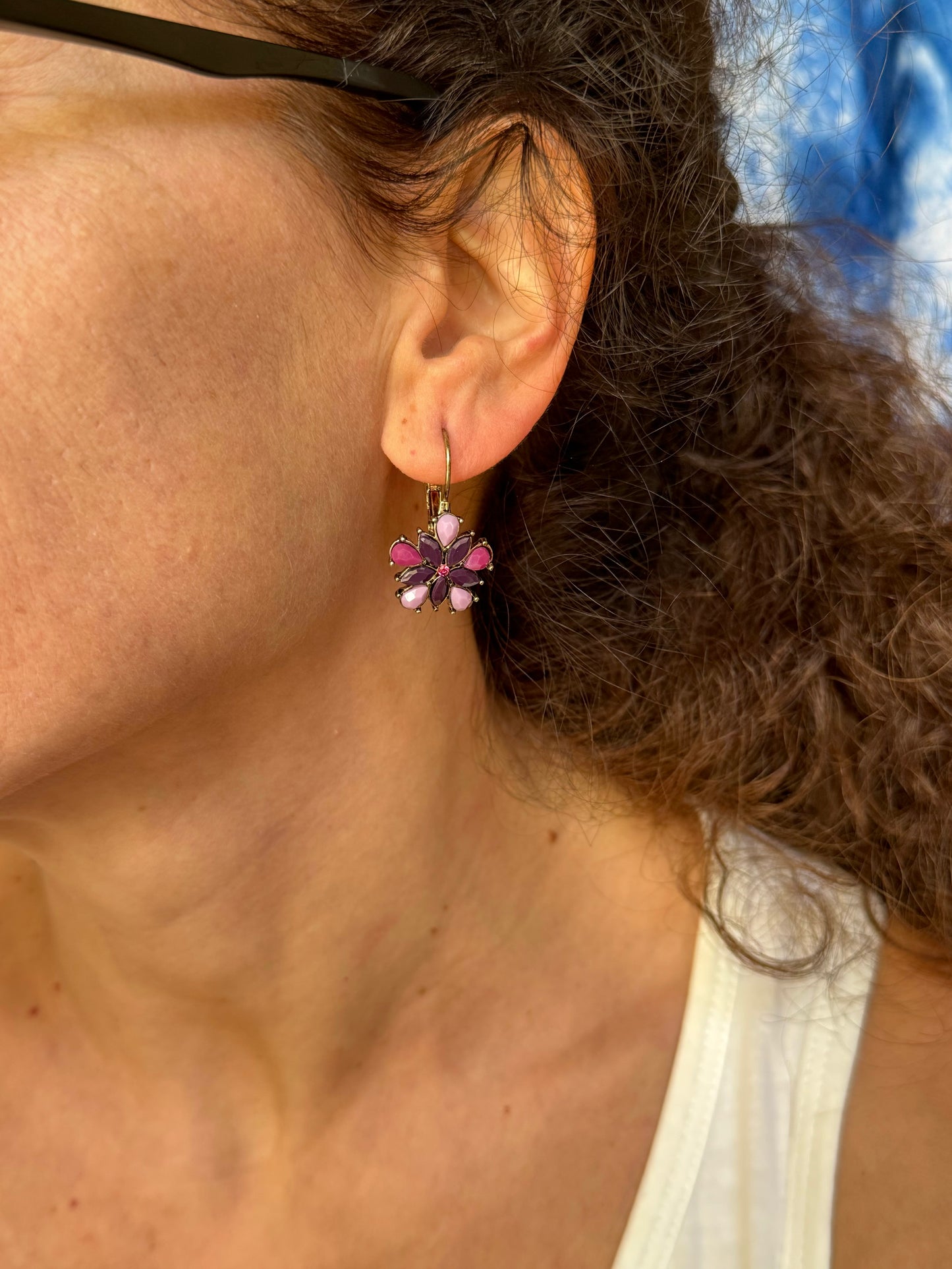 Fuchsia purple golden earrings