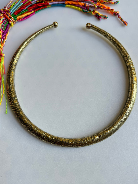 Goldener Parkkragen mit Enten