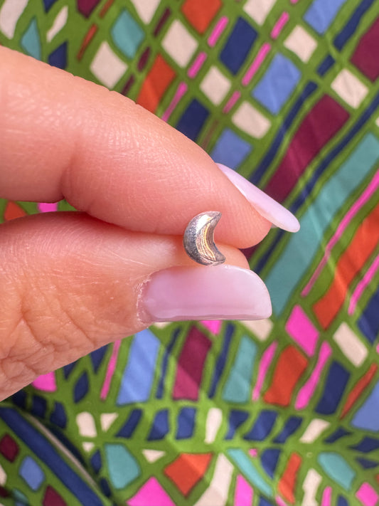 Single lobe earring in 925 silver moon