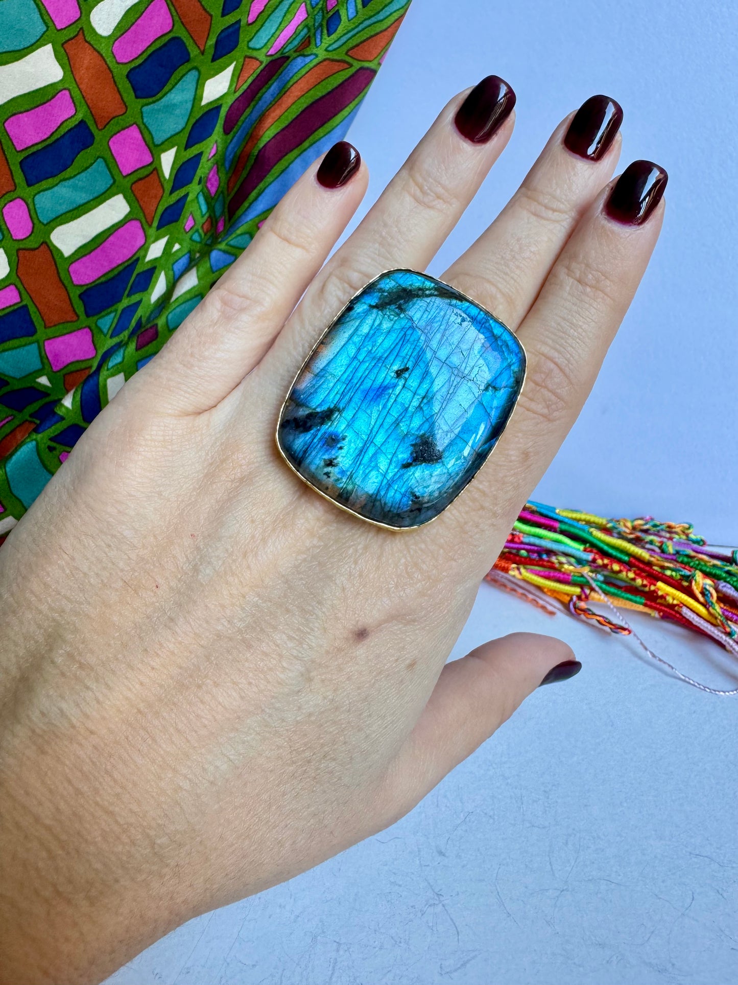 Anello boho dorato labradorite regolabile
