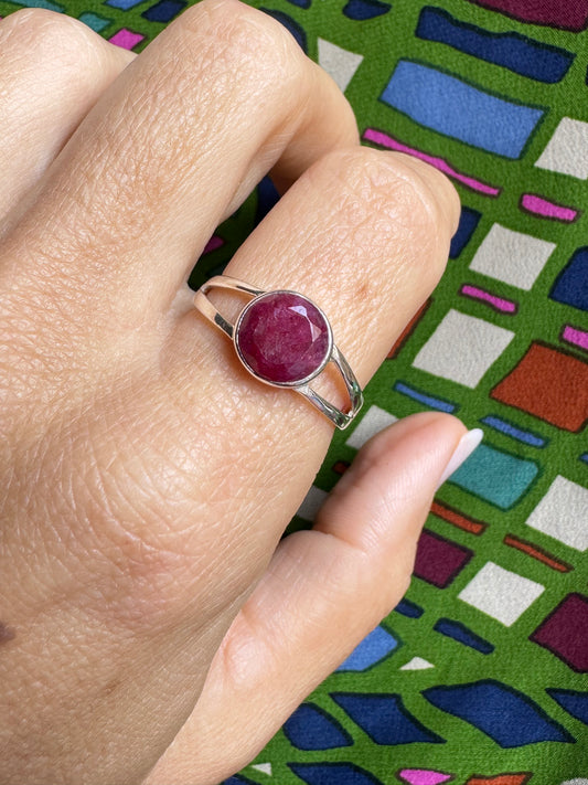Rubinwurzelring aus 925er Silber, Größe 20-Z22