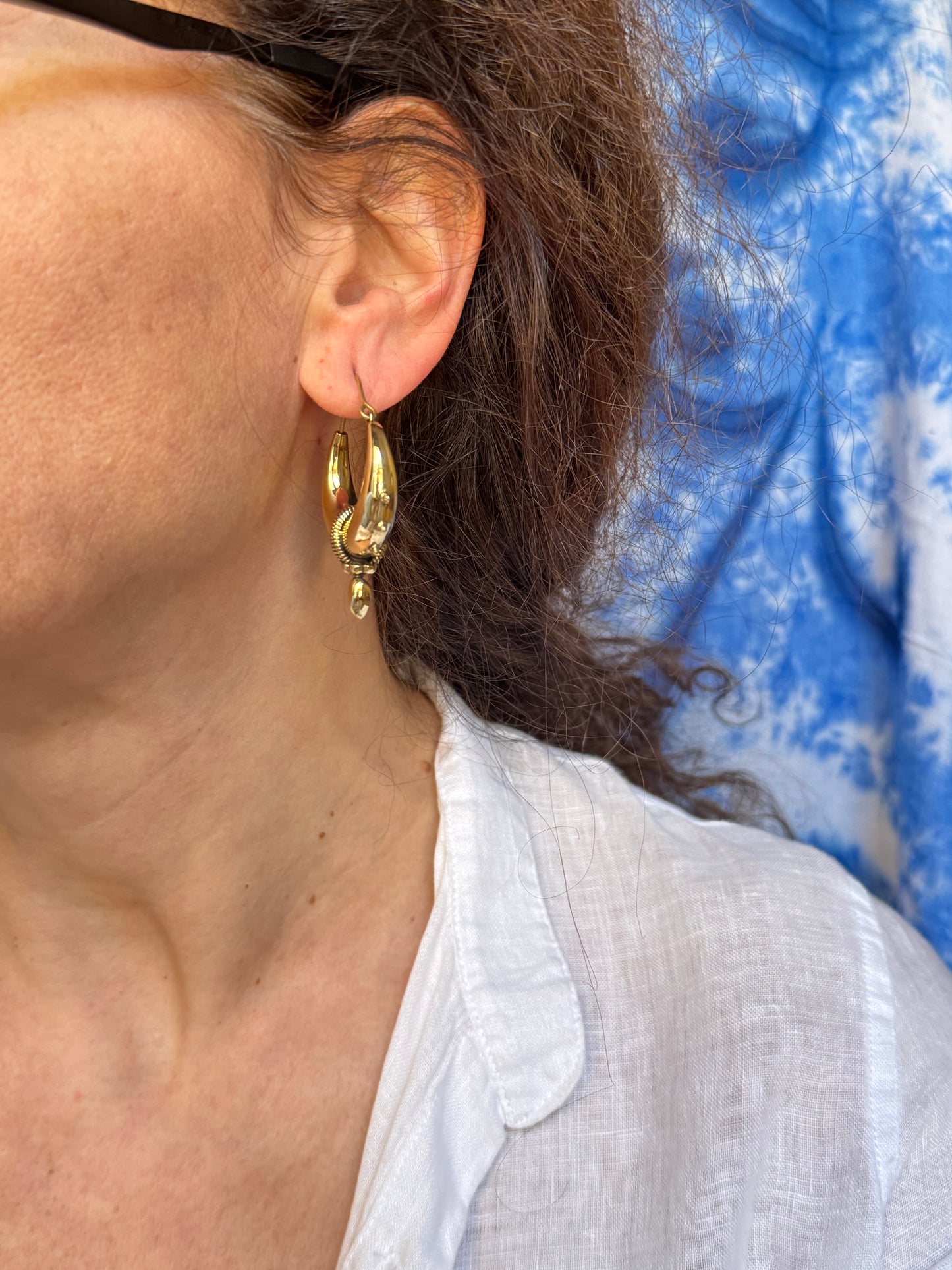 Orecchini boho dorato tribali bombati punta