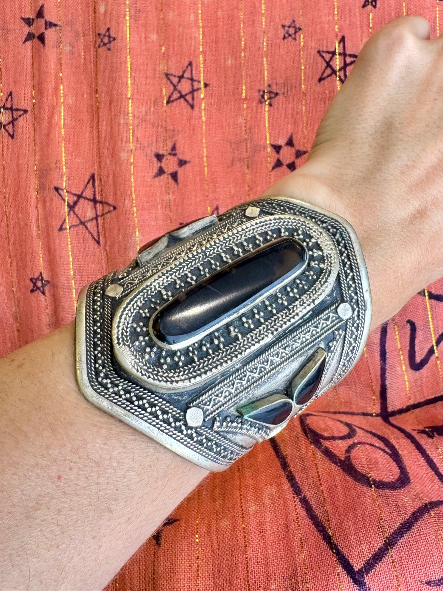 Antique vintage agate open slave bracelet