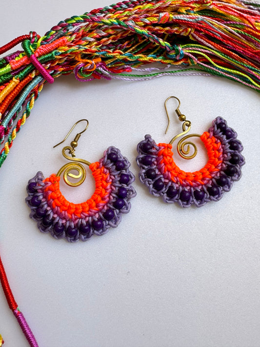 Golden macramé earrings