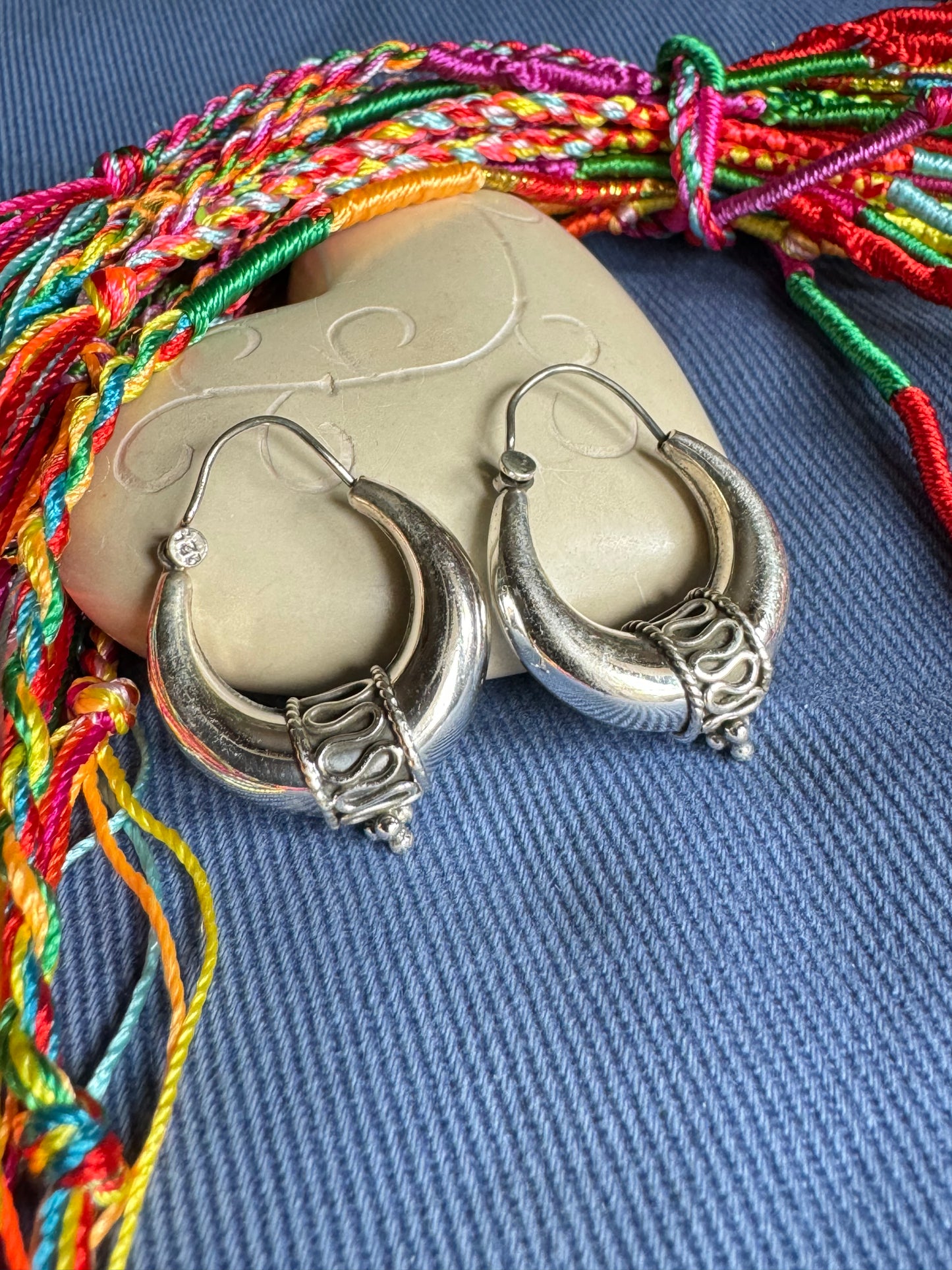 Tribal rounded circle earrings with 925 T silver tip